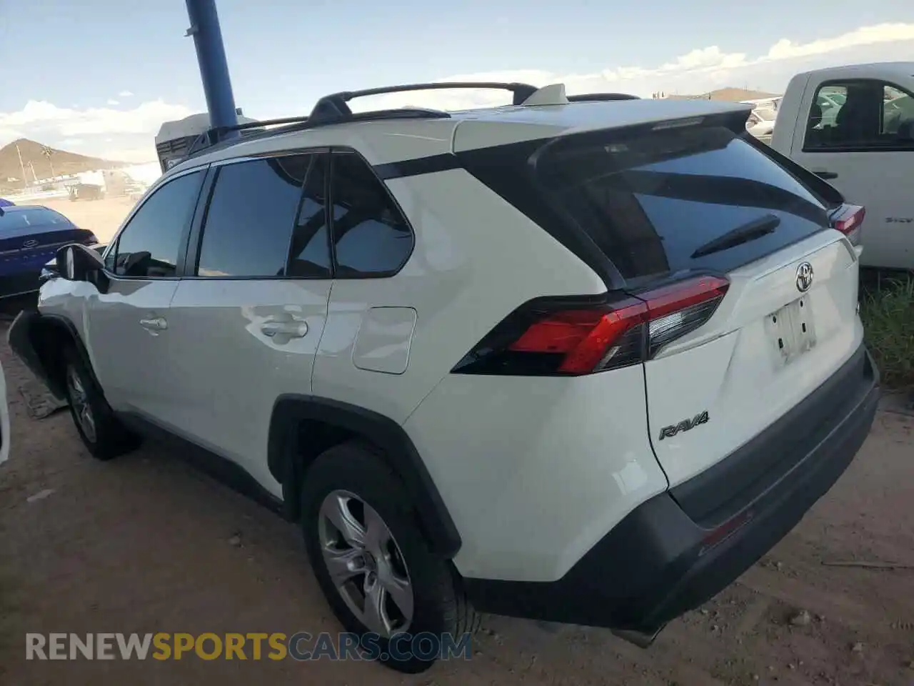 2 Photograph of a damaged car 2T3W1RFV2MC130539 TOYOTA RAV4 2021