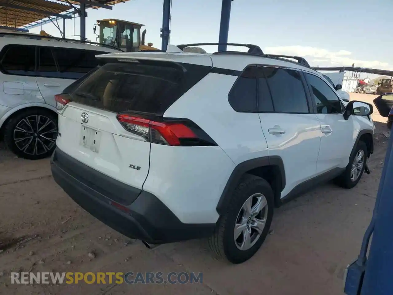 3 Photograph of a damaged car 2T3W1RFV2MC130539 TOYOTA RAV4 2021