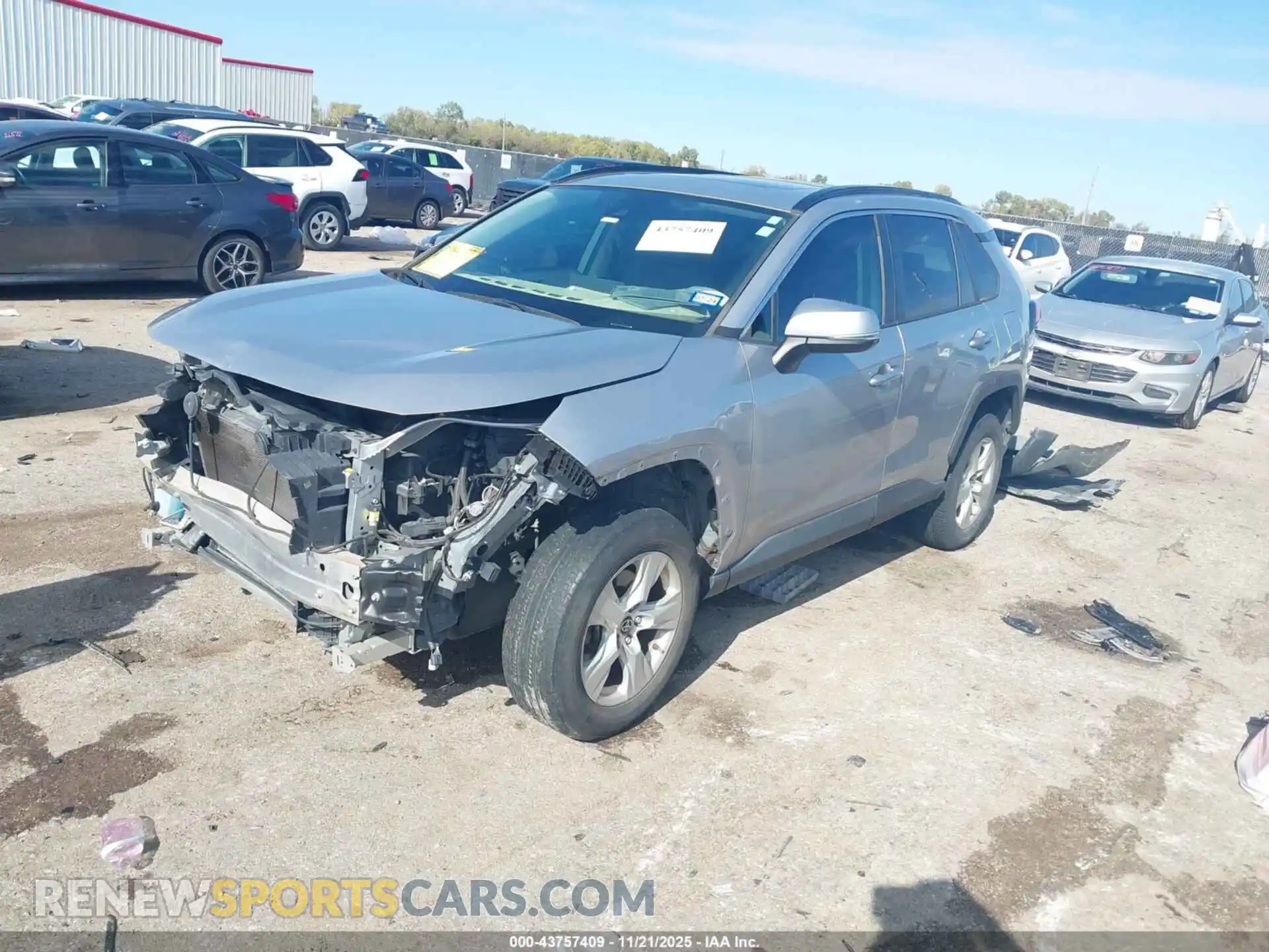 2 Photograph of a damaged car 2T3W1RFV2MC142190 TOYOTA RAV4 2021