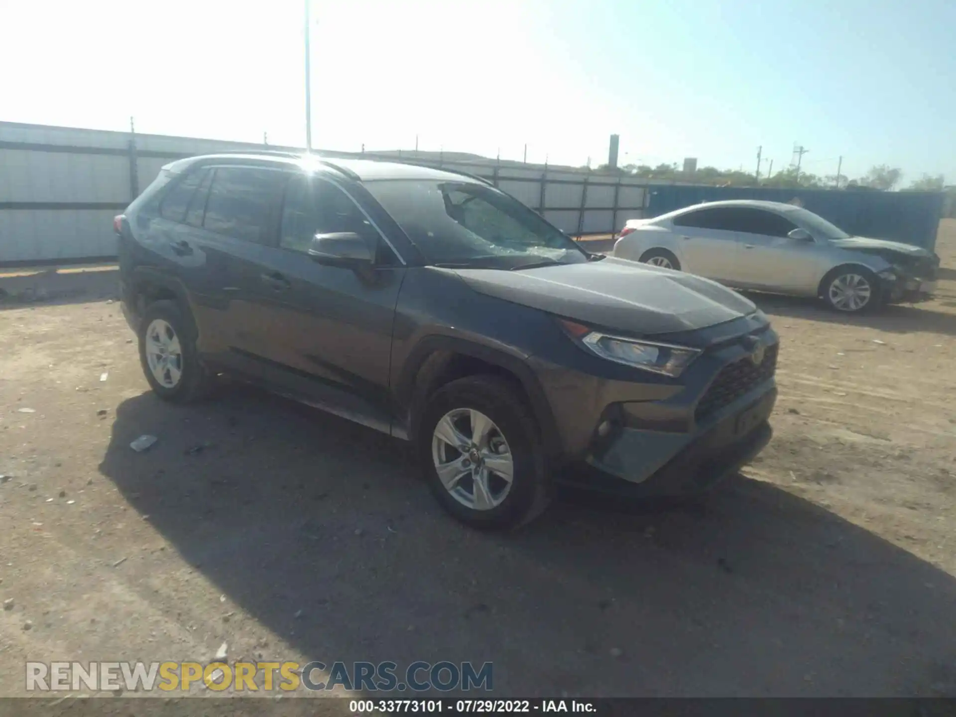 1 Photograph of a damaged car 2T3W1RFV2MC147115 TOYOTA RAV4 2021