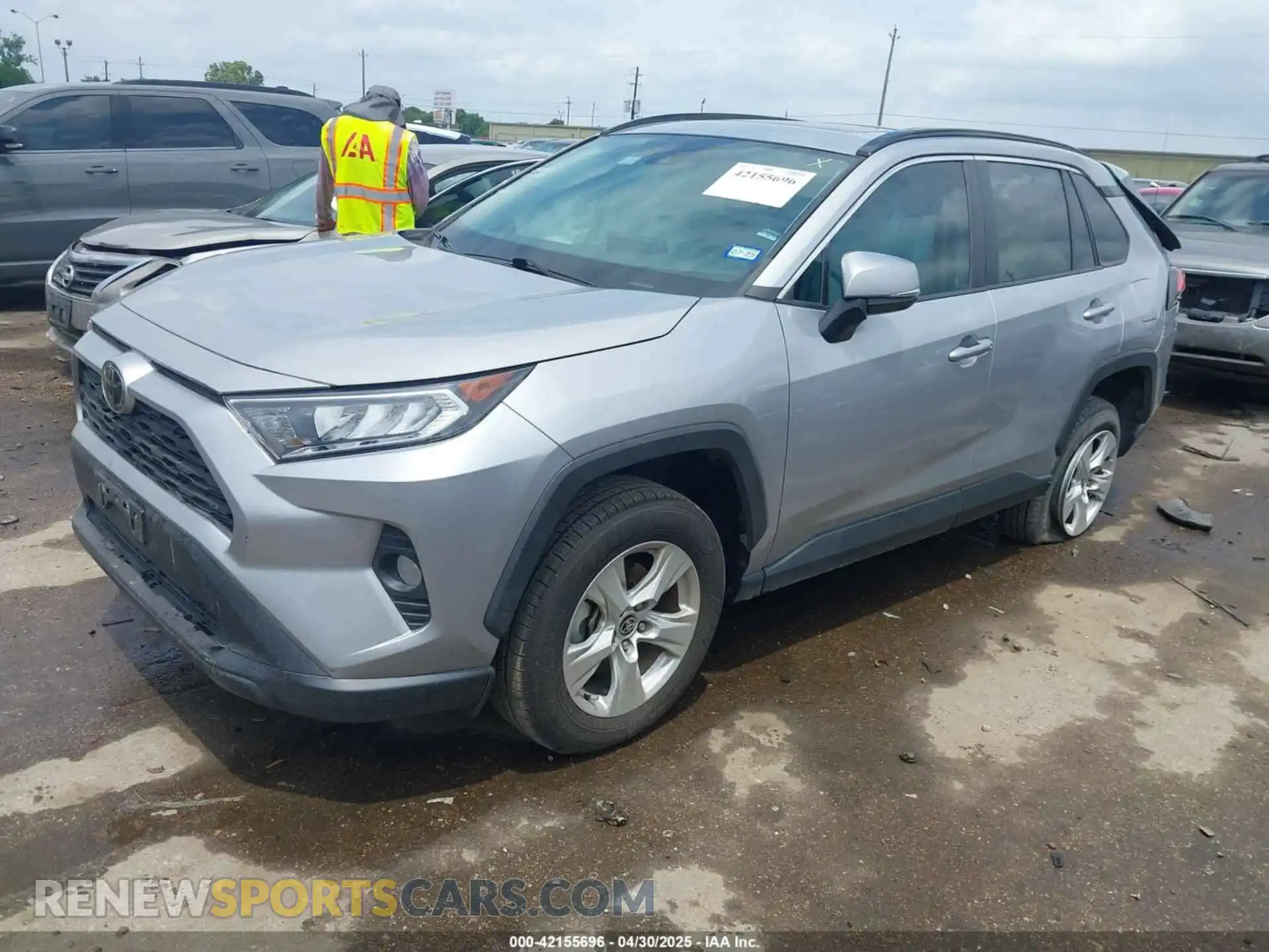 2 Photograph of a damaged car 2T3W1RFV2MC151021 TOYOTA RAV4 2021