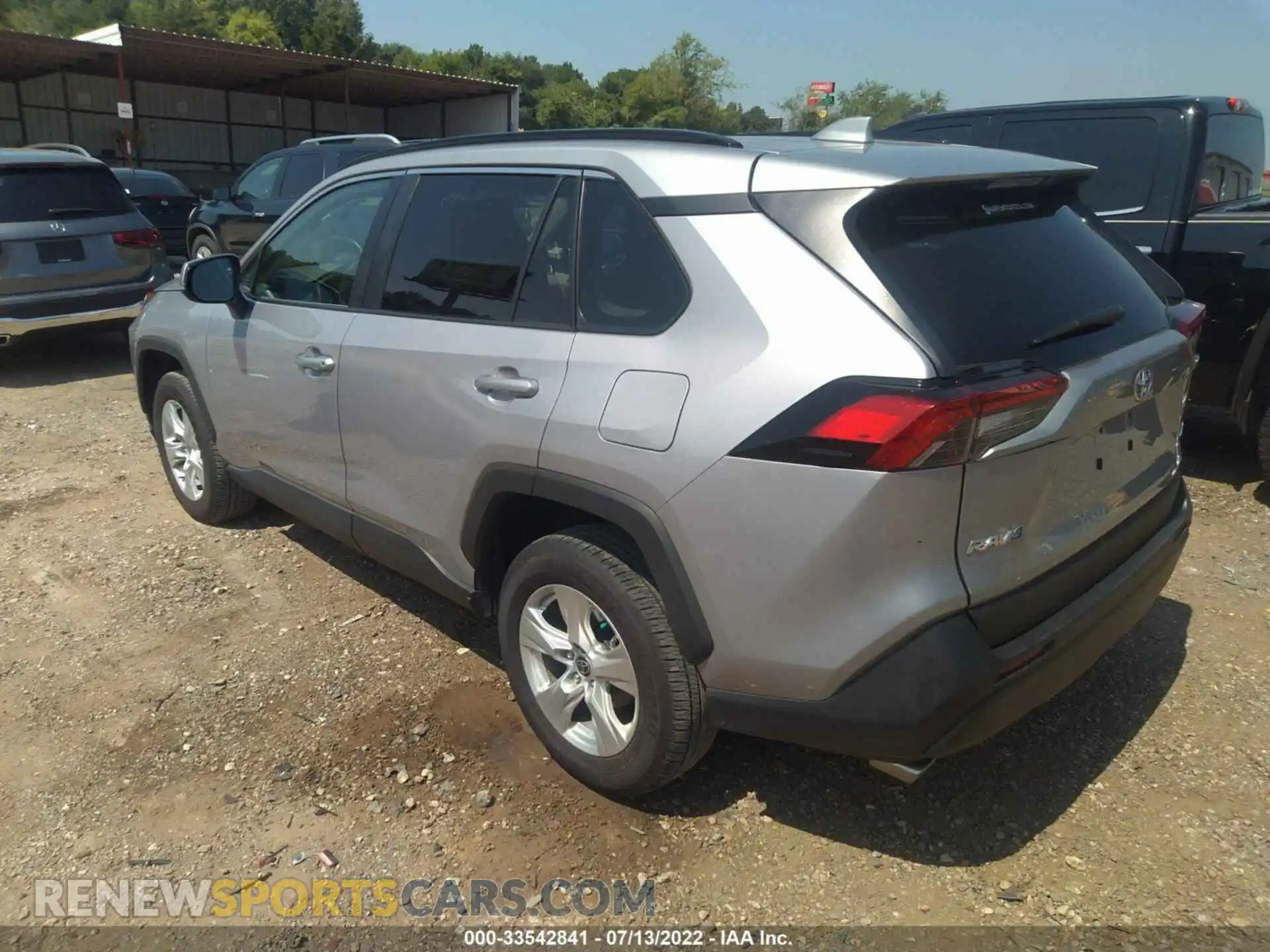 3 Photograph of a damaged car 2T3W1RFV2MC155926 TOYOTA RAV4 2021
