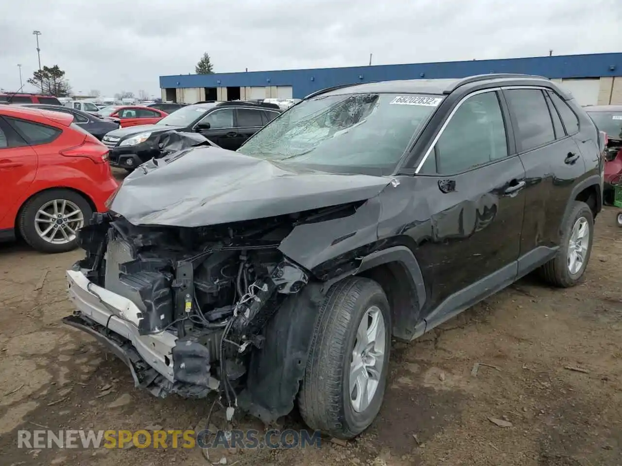 1 Photograph of a damaged car 2T3W1RFV2MW111374 TOYOTA RAV4 2021