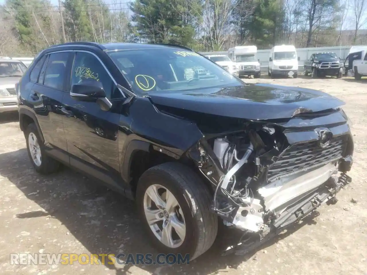 1 Photograph of a damaged car 2T3W1RFV2MW113321 TOYOTA RAV4 2021