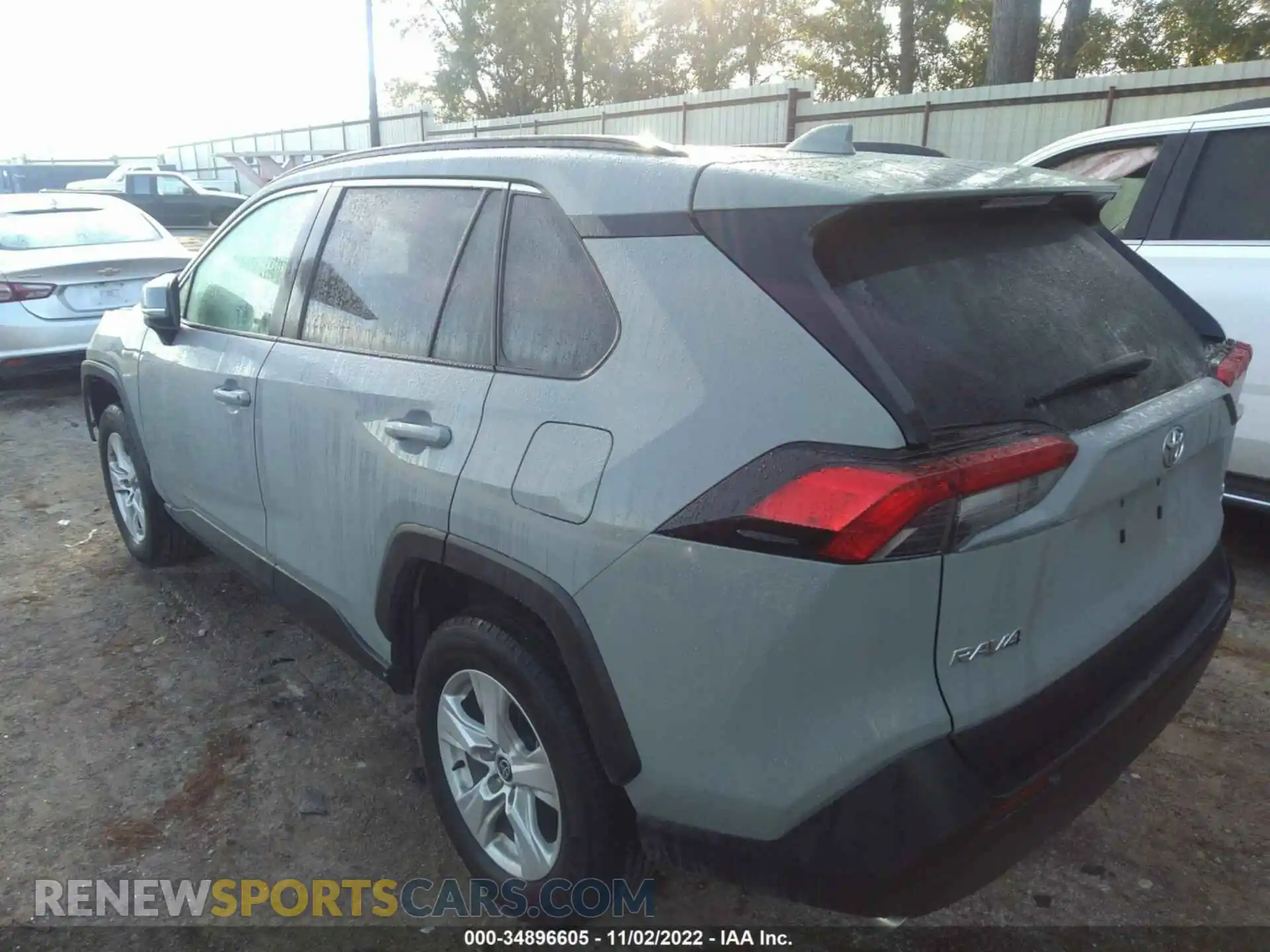 3 Фотография поврежденного автомобиля 2T3W1RFV2MW157612 TOYOTA RAV4 2021