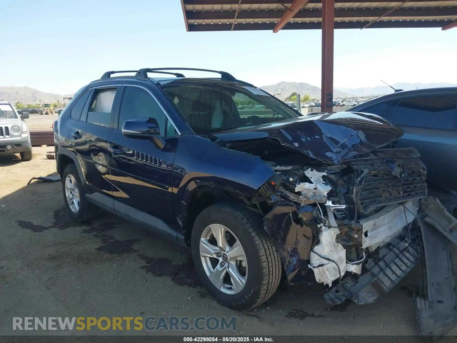 1 Photograph of a damaged car 2T3W1RFV2MW157691 TOYOTA RAV4 2021