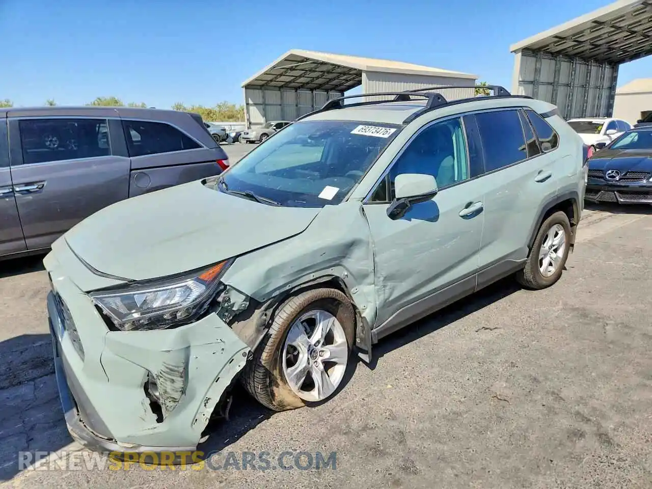 1 Photograph of a damaged car 2T3W1RFV2MW159148 TOYOTA RAV4 2021