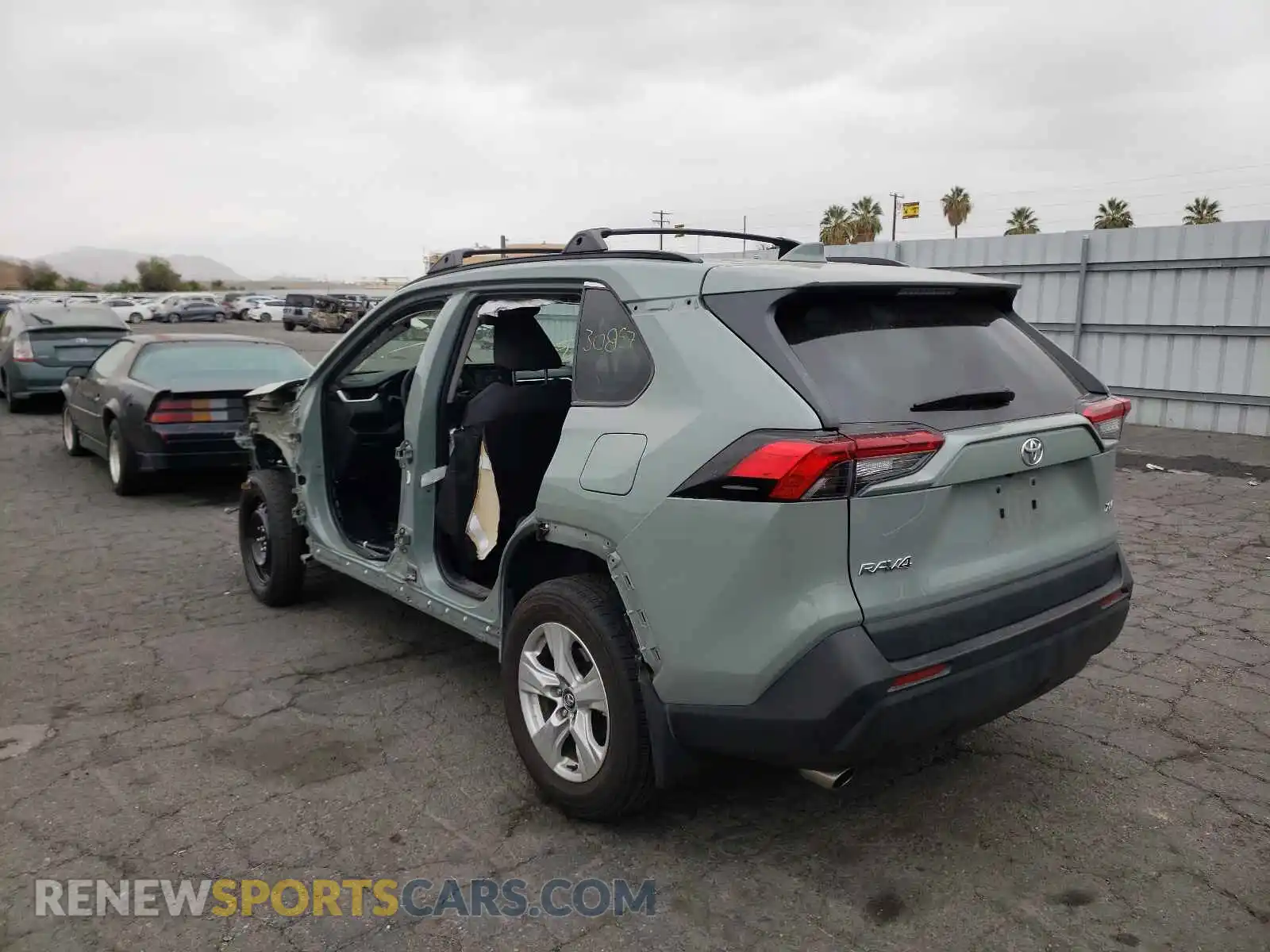 3 Photograph of a damaged car 2T3W1RFV3MC087720 TOYOTA RAV4 2021
