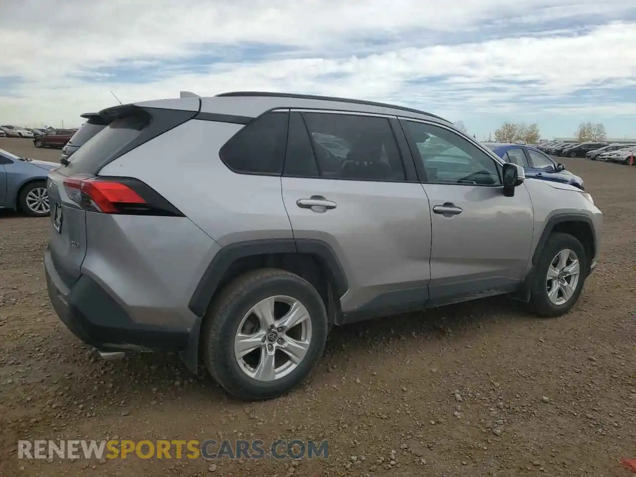 3 Photograph of a damaged car 2T3W1RFV3MC094957 TOYOTA RAV4 2021