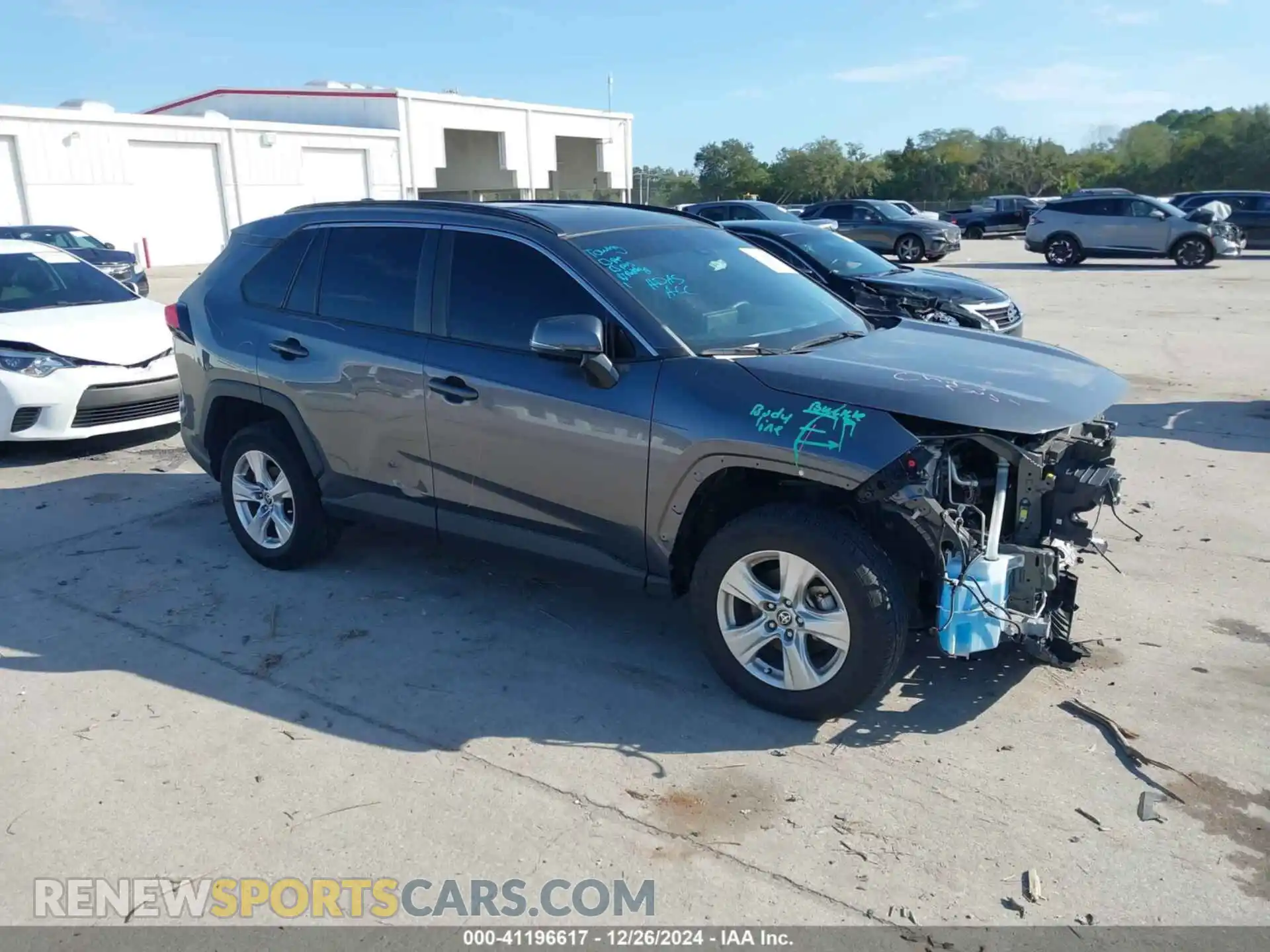 1 Photograph of a damaged car 2T3W1RFV3MC123812 TOYOTA RAV4 2021