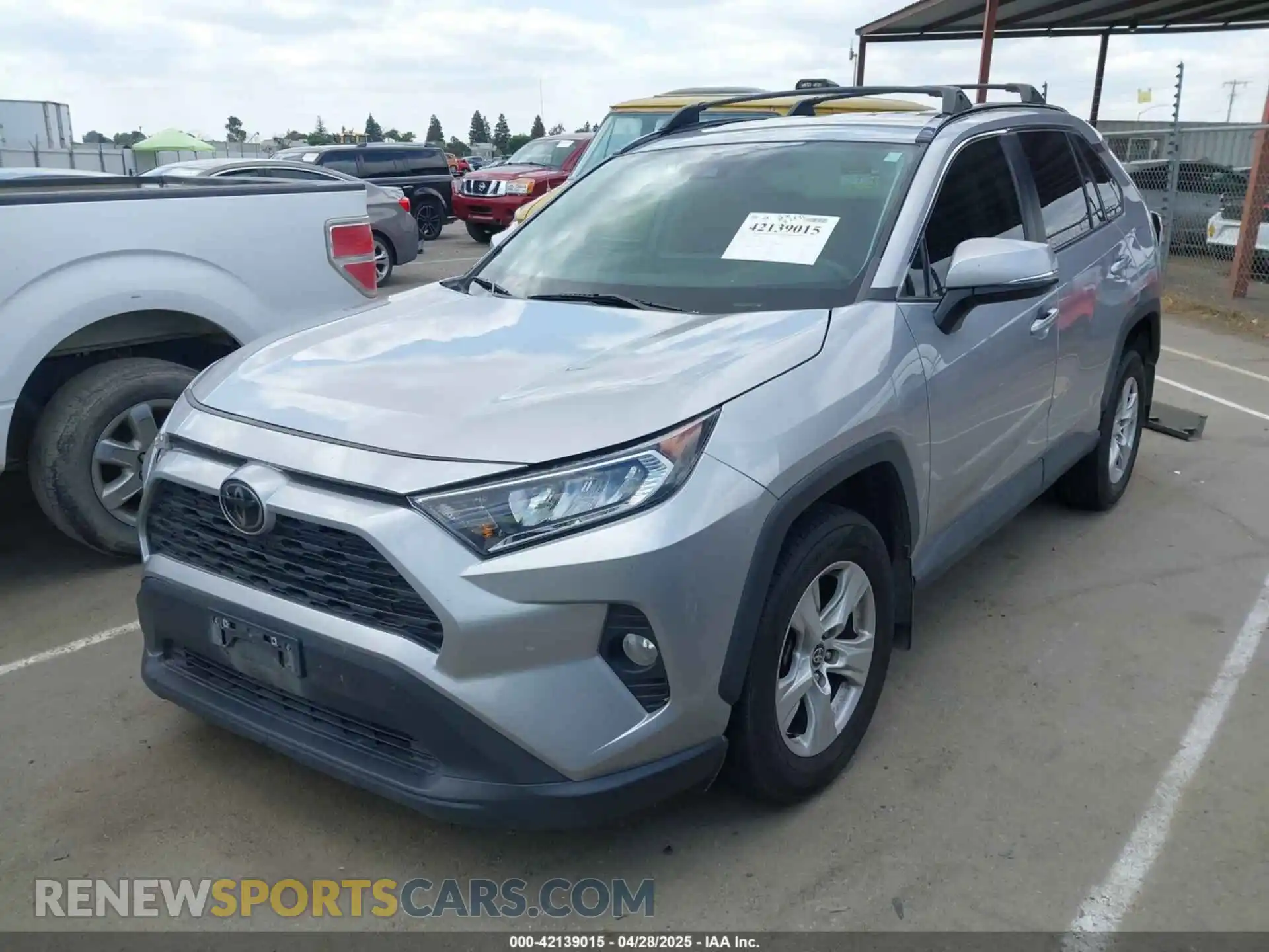 2 Photograph of a damaged car 2T3W1RFV3MC142277 TOYOTA RAV4 2021
