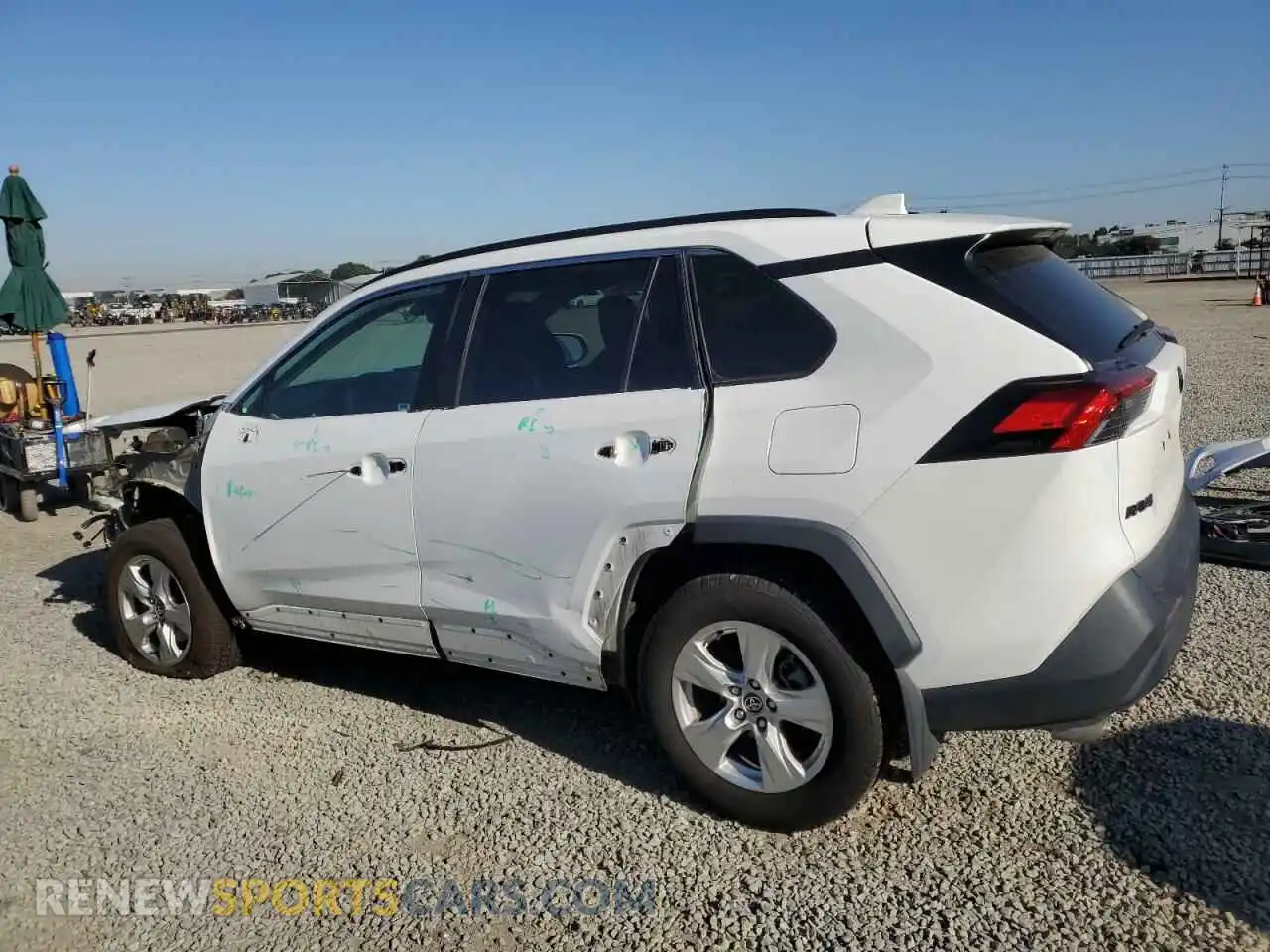 2 Photograph of a damaged car 2T3W1RFV3MC152047 TOYOTA RAV4 2021