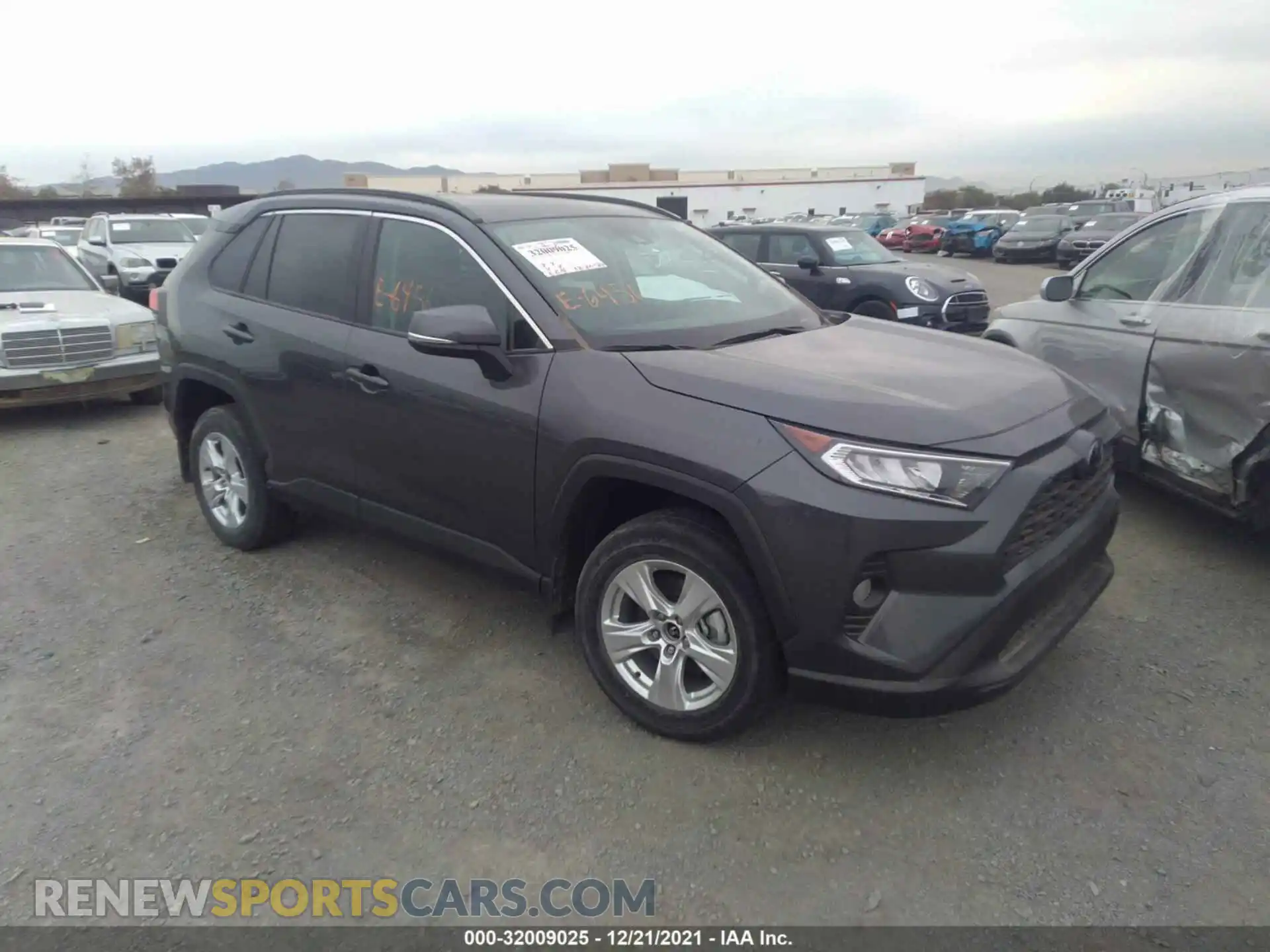 1 Фотография поврежденного автомобиля 2T3W1RFV3MC154638 TOYOTA RAV4 2021