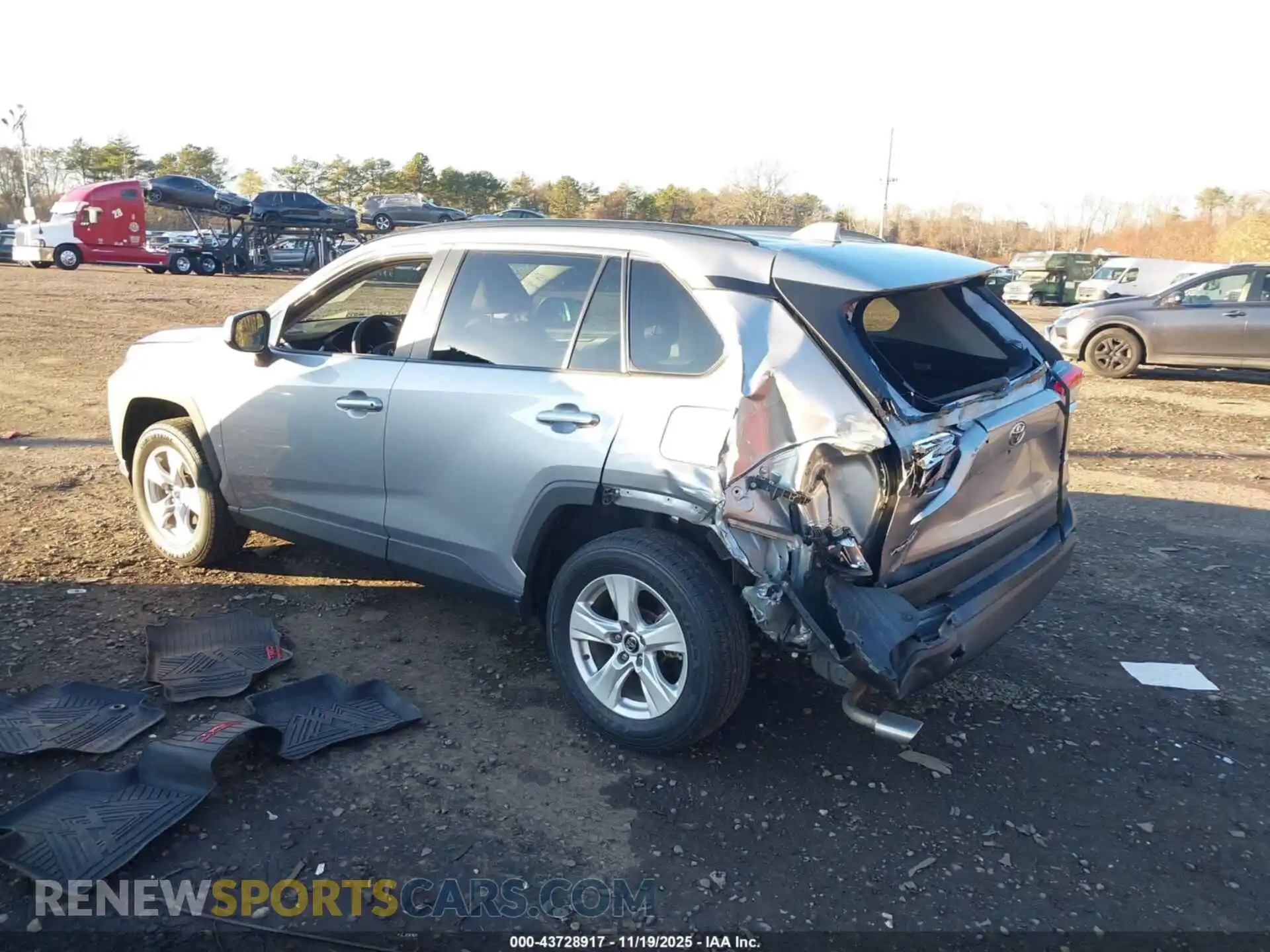 3 Фотография поврежденного автомобиля 2T3W1RFV3MW105261 TOYOTA RAV4 2021