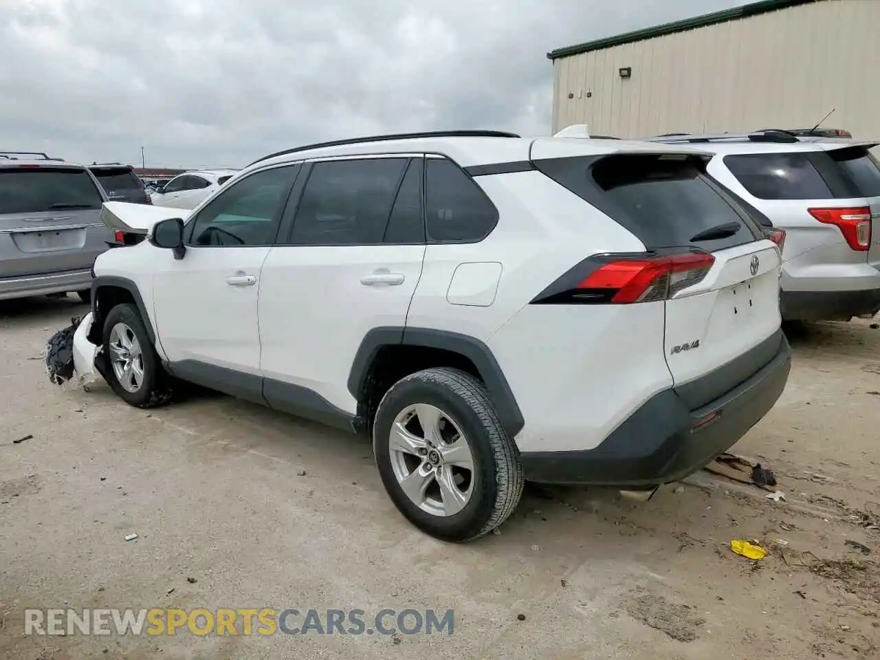 2 Photograph of a damaged car 2T3W1RFV3MW120701 TOYOTA RAV4 2021