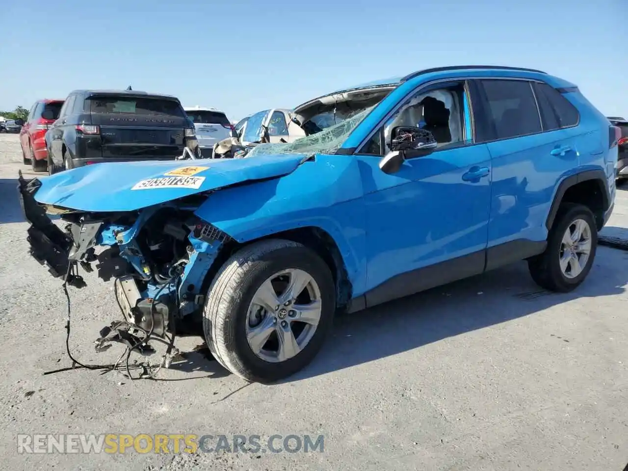 1 Photograph of a damaged car 2T3W1RFV3MW171423 TOYOTA RAV4 2021