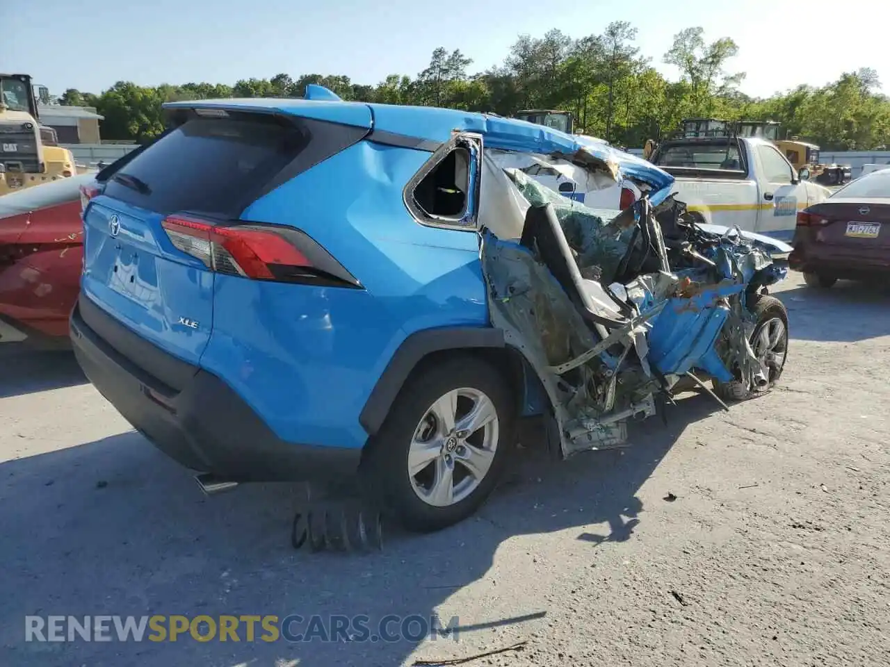 3 Photograph of a damaged car 2T3W1RFV3MW171423 TOYOTA RAV4 2021