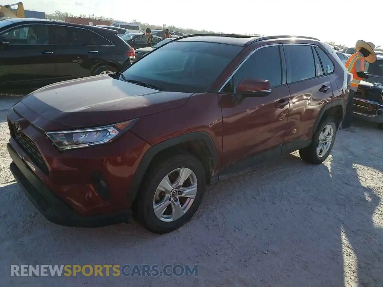 1 Photograph of a damaged car 2T3W1RFV3MW175651 TOYOTA RAV4 2021