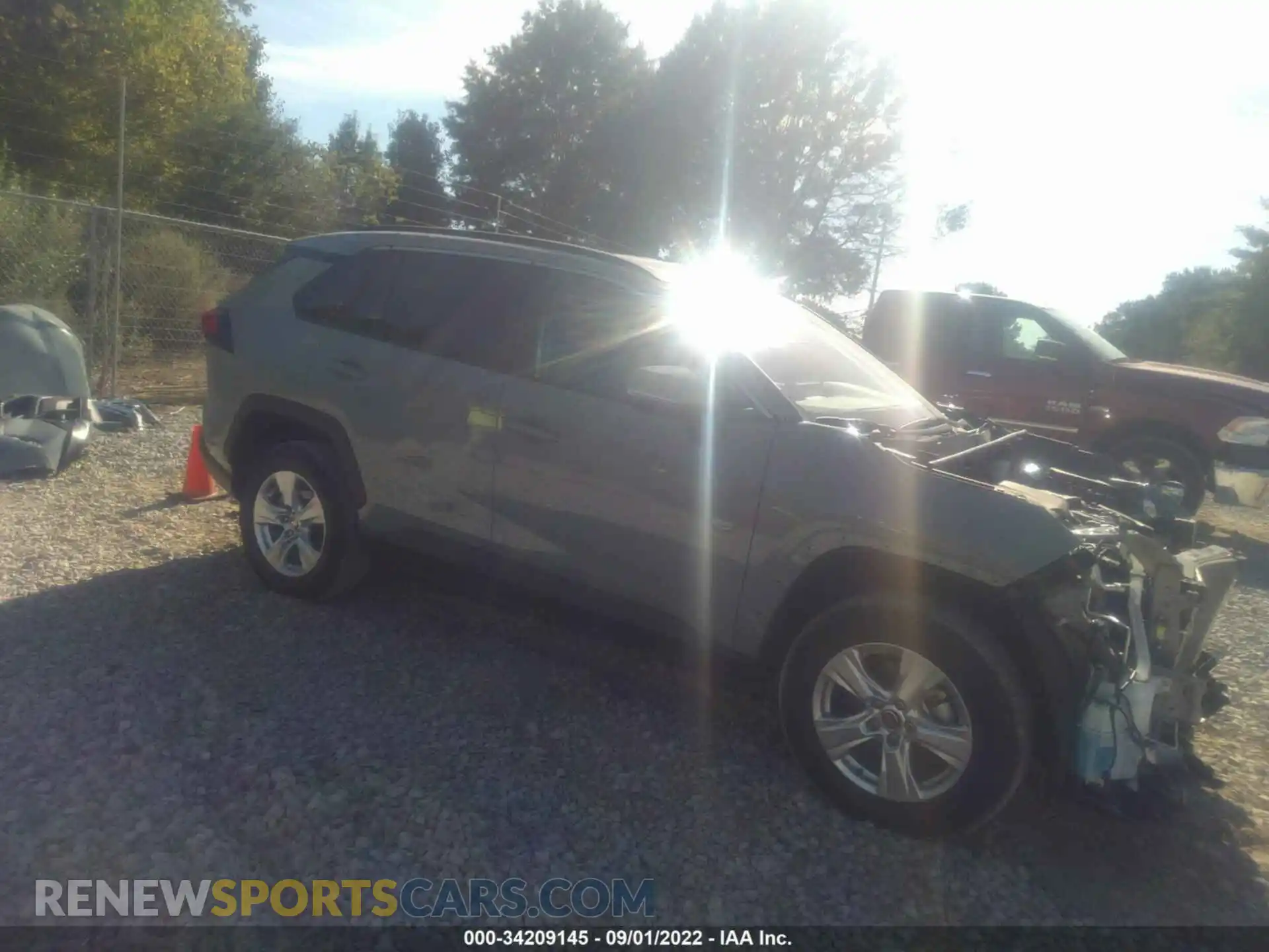 1 Photograph of a damaged car 2T3W1RFV3MW178081 TOYOTA RAV4 2021