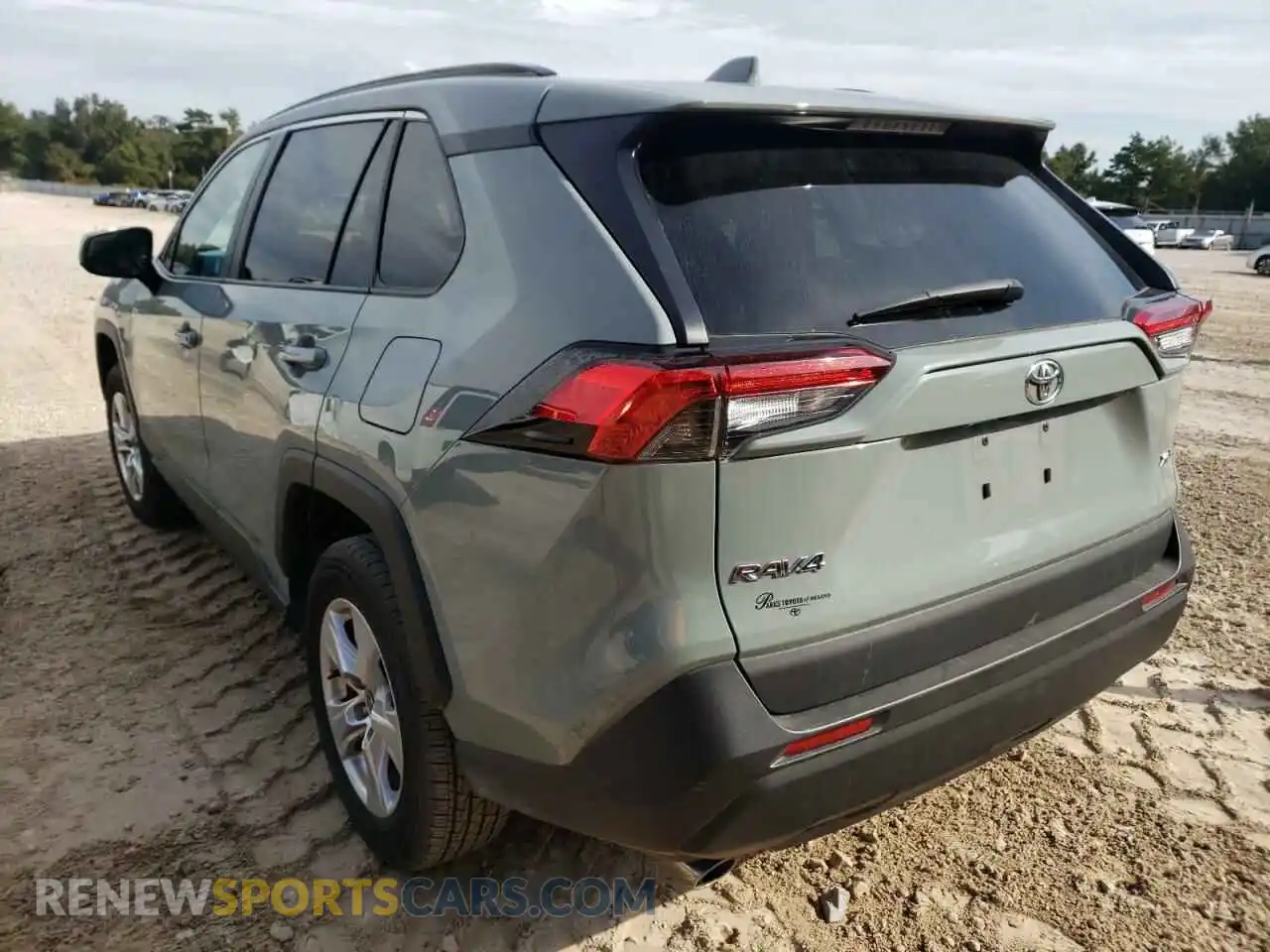 3 Photograph of a damaged car 2T3W1RFV3MW180929 TOYOTA RAV4 2021