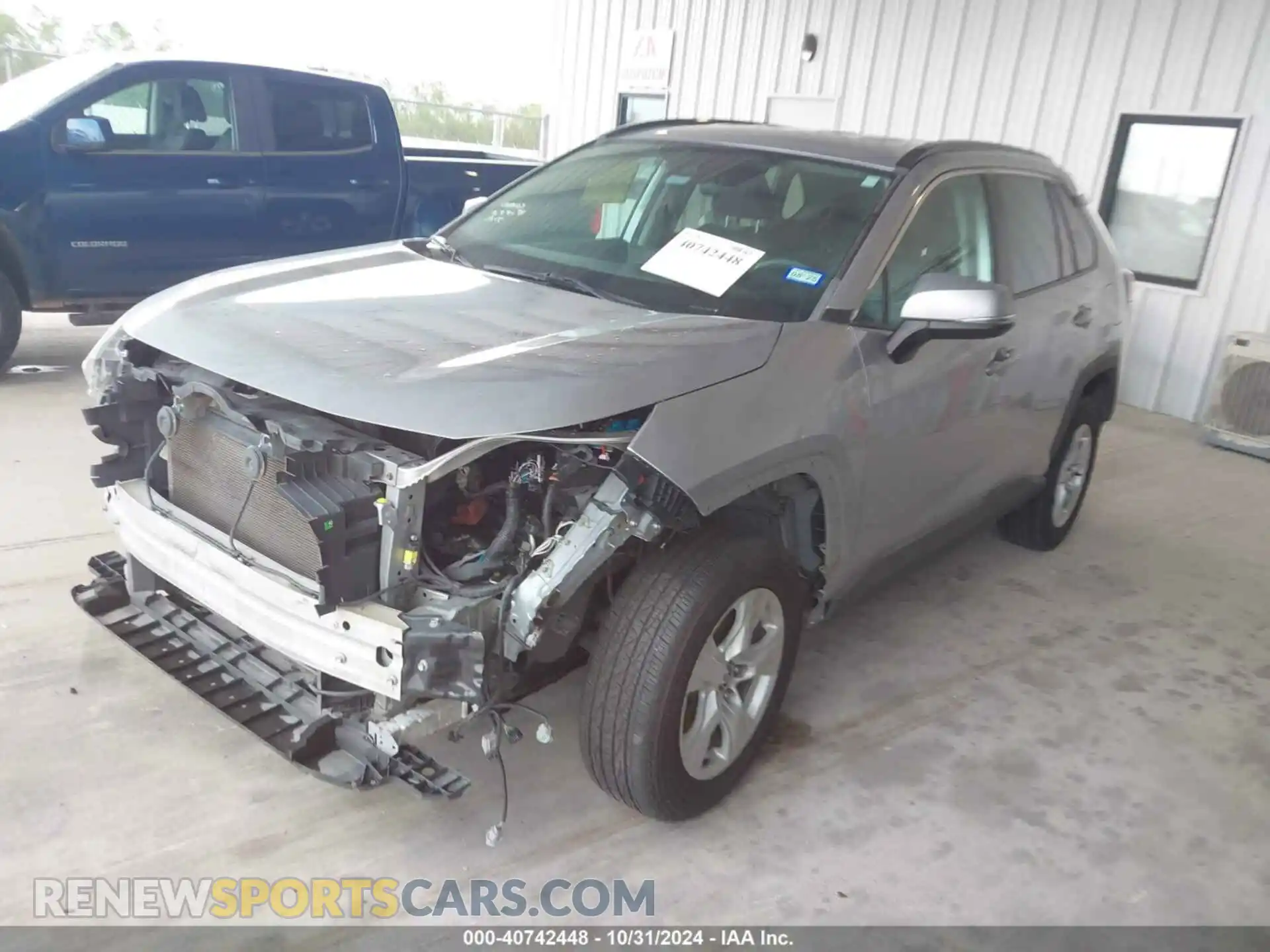 2 Photograph of a damaged car 2T3W1RFV4MC086124 TOYOTA RAV4 2021