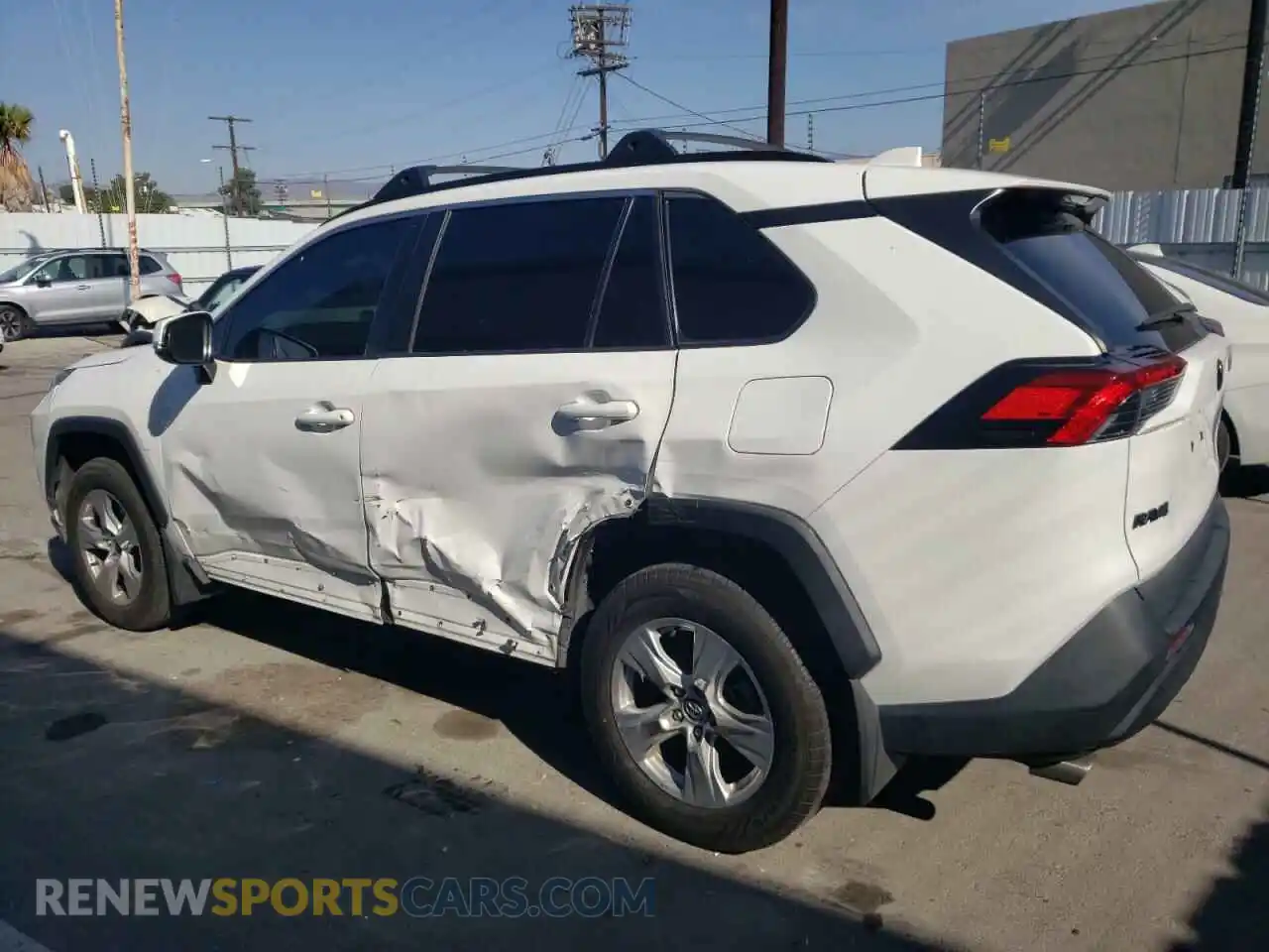 2 Photograph of a damaged car 2T3W1RFV4MC092442 TOYOTA RAV4 2021