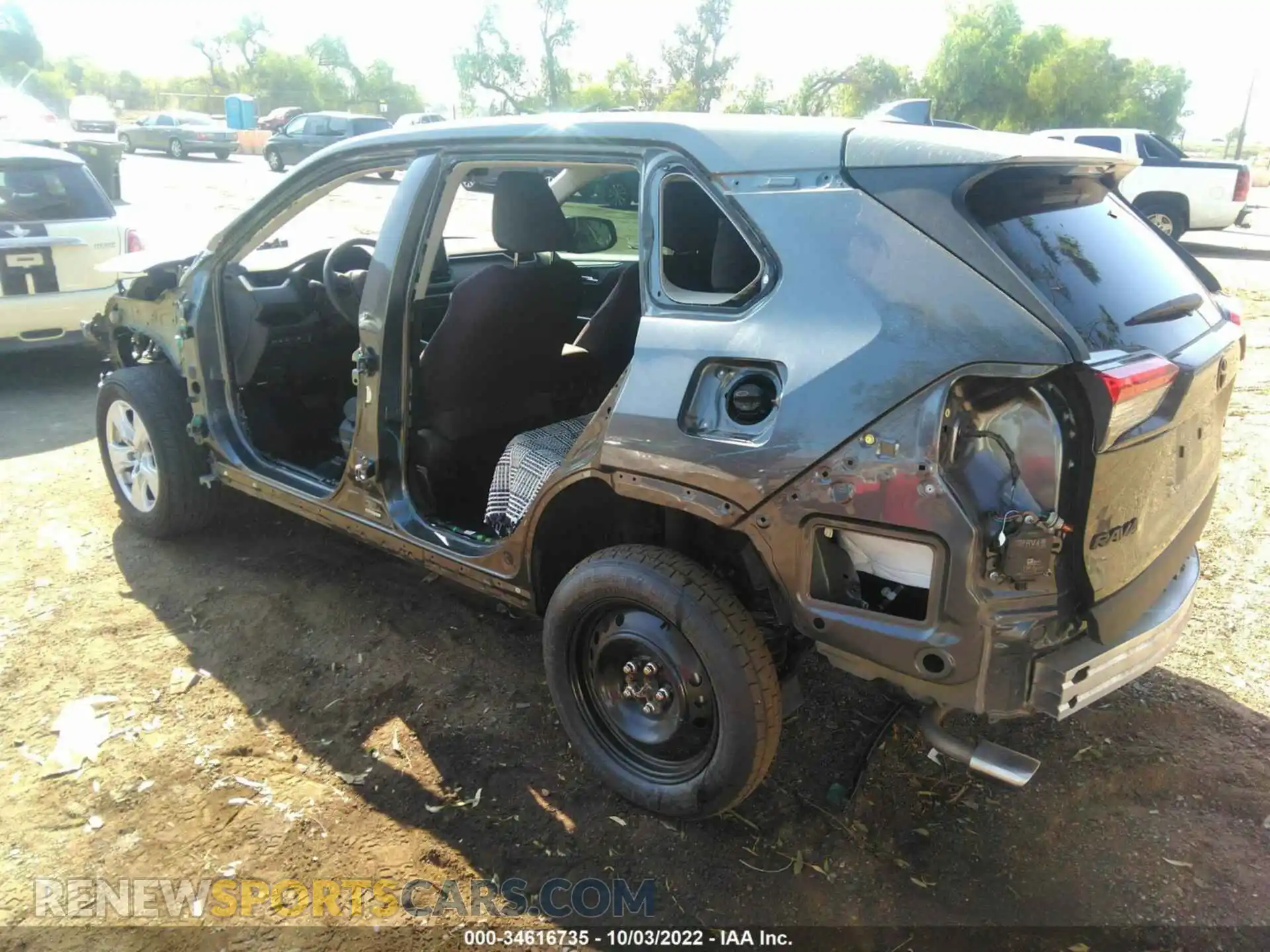 3 Photograph of a damaged car 2T3W1RFV4MC095521 TOYOTA RAV4 2021