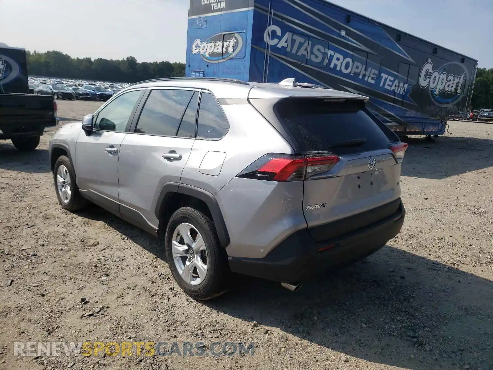3 Photograph of a damaged car 2T3W1RFV4MC096460 TOYOTA RAV4 2021