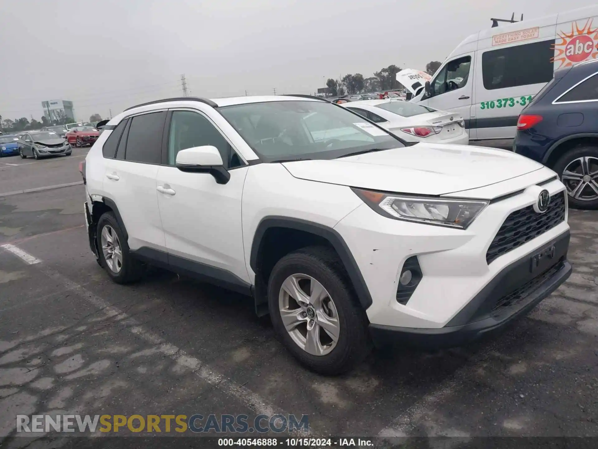 1 Photograph of a damaged car 2T3W1RFV4MC097642 TOYOTA RAV4 2021
