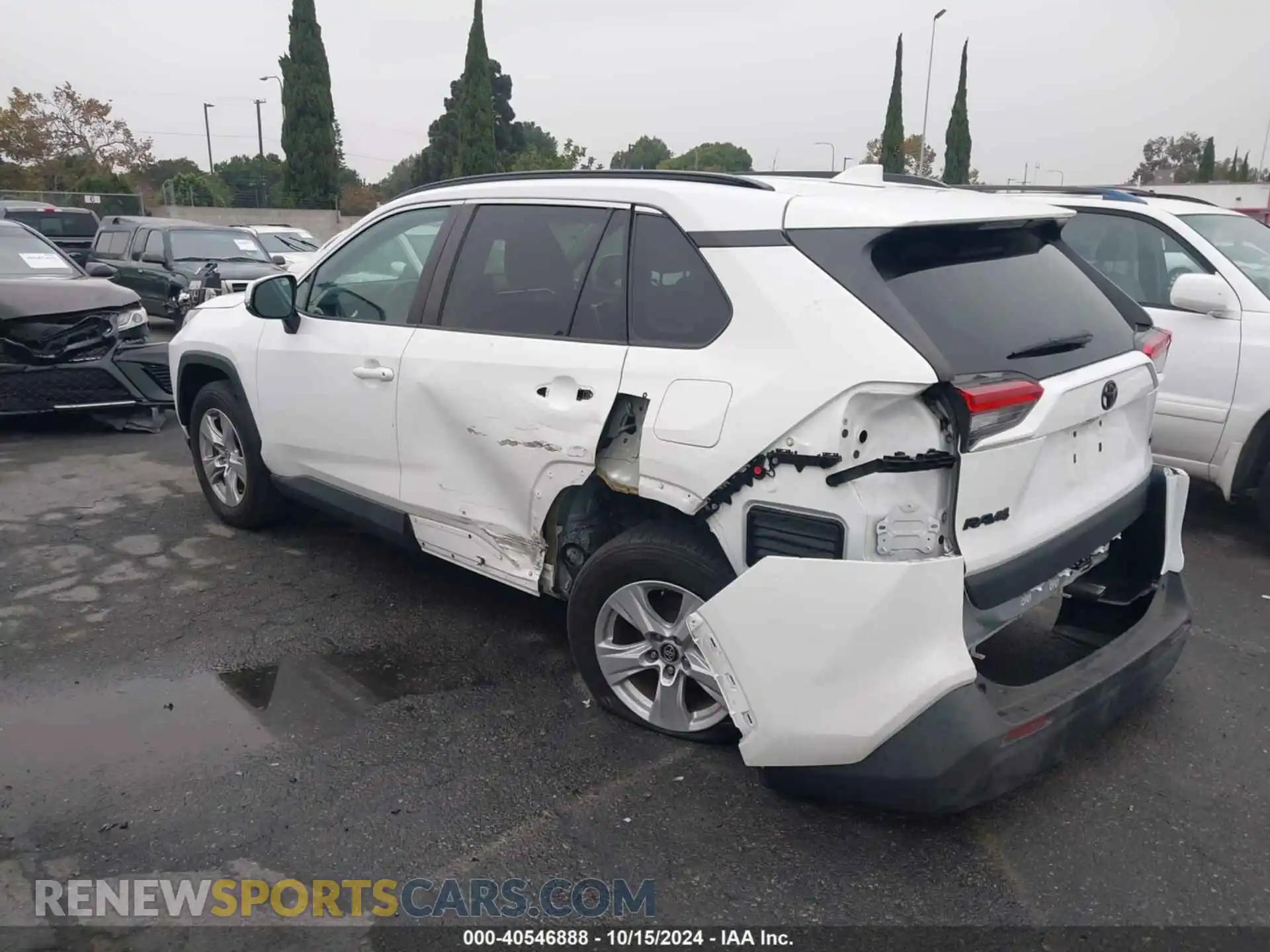 3 Photograph of a damaged car 2T3W1RFV4MC097642 TOYOTA RAV4 2021
