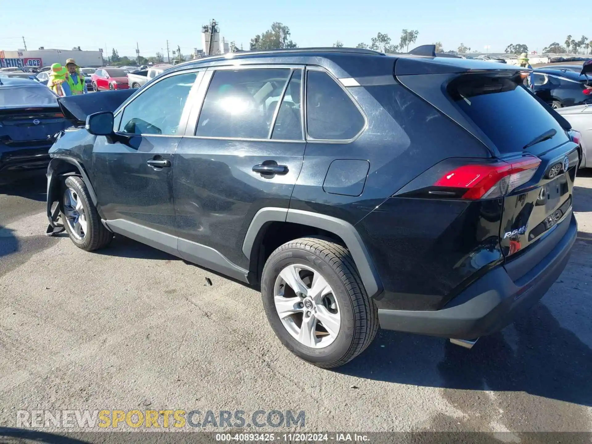 3 Photograph of a damaged car 2T3W1RFV4MC099004 TOYOTA RAV4 2021