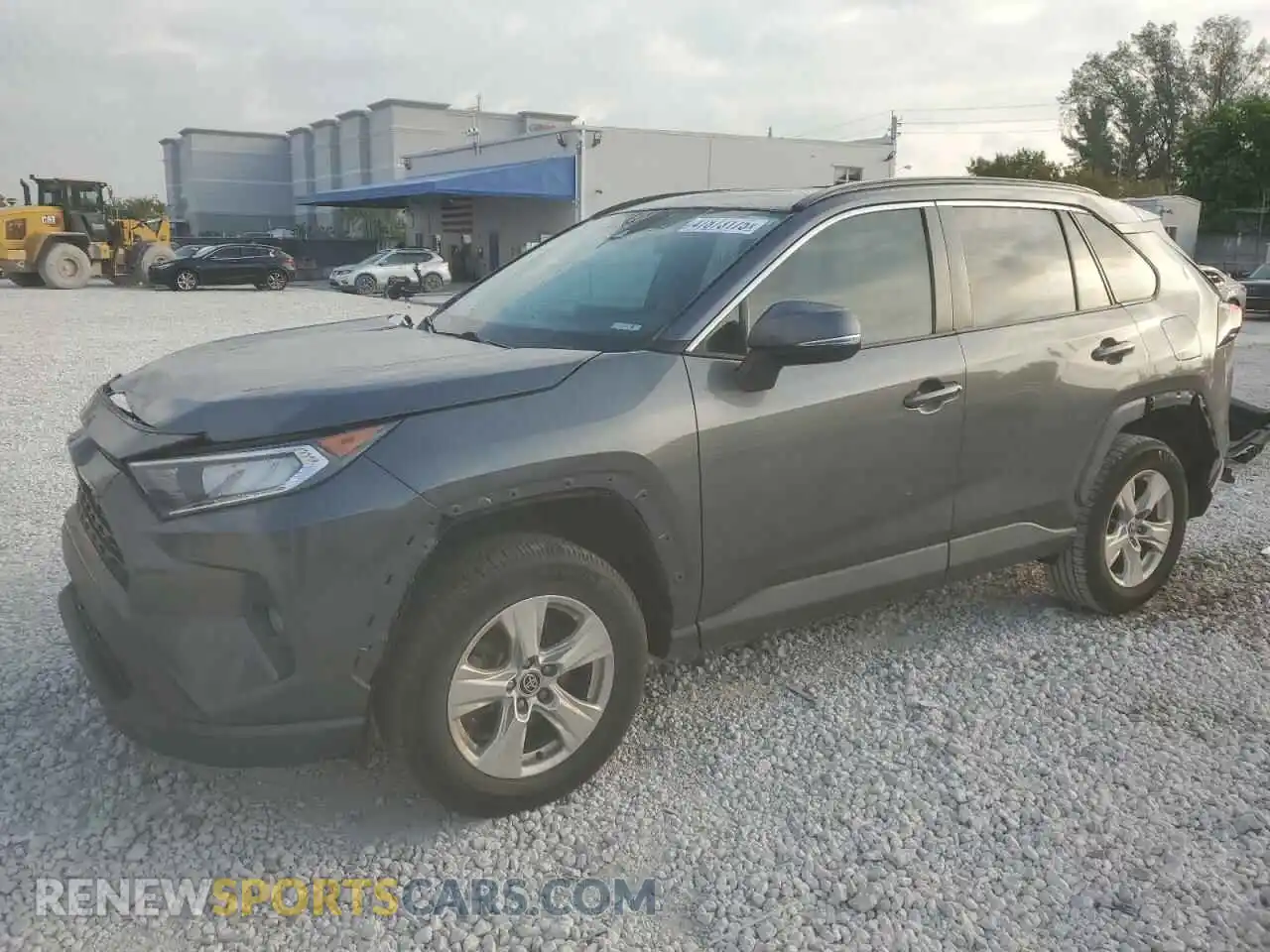 1 Photograph of a damaged car 2T3W1RFV4MC117419 TOYOTA RAV4 2021