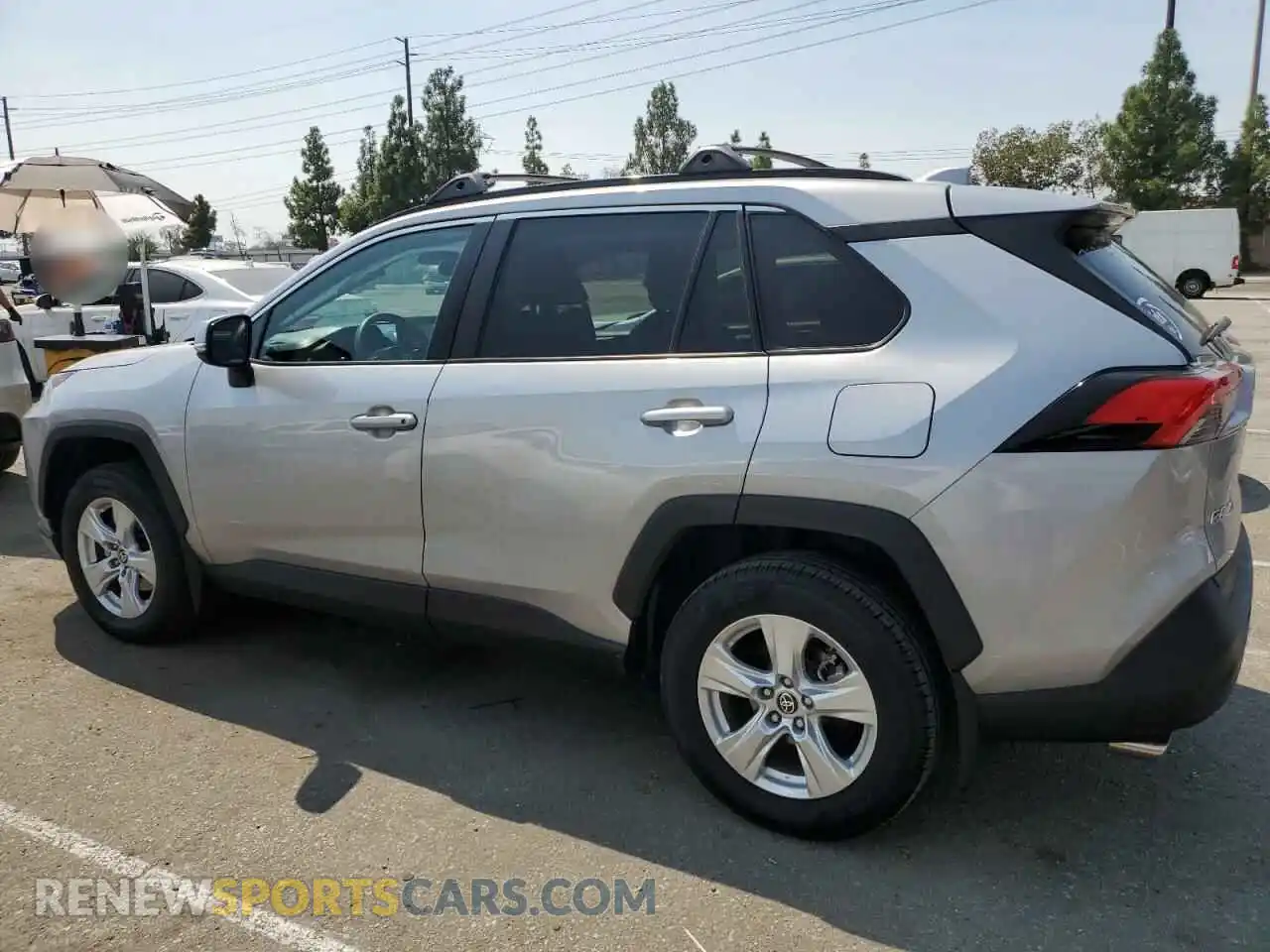 2 Photograph of a damaged car 2T3W1RFV4MC130137 TOYOTA RAV4 2021