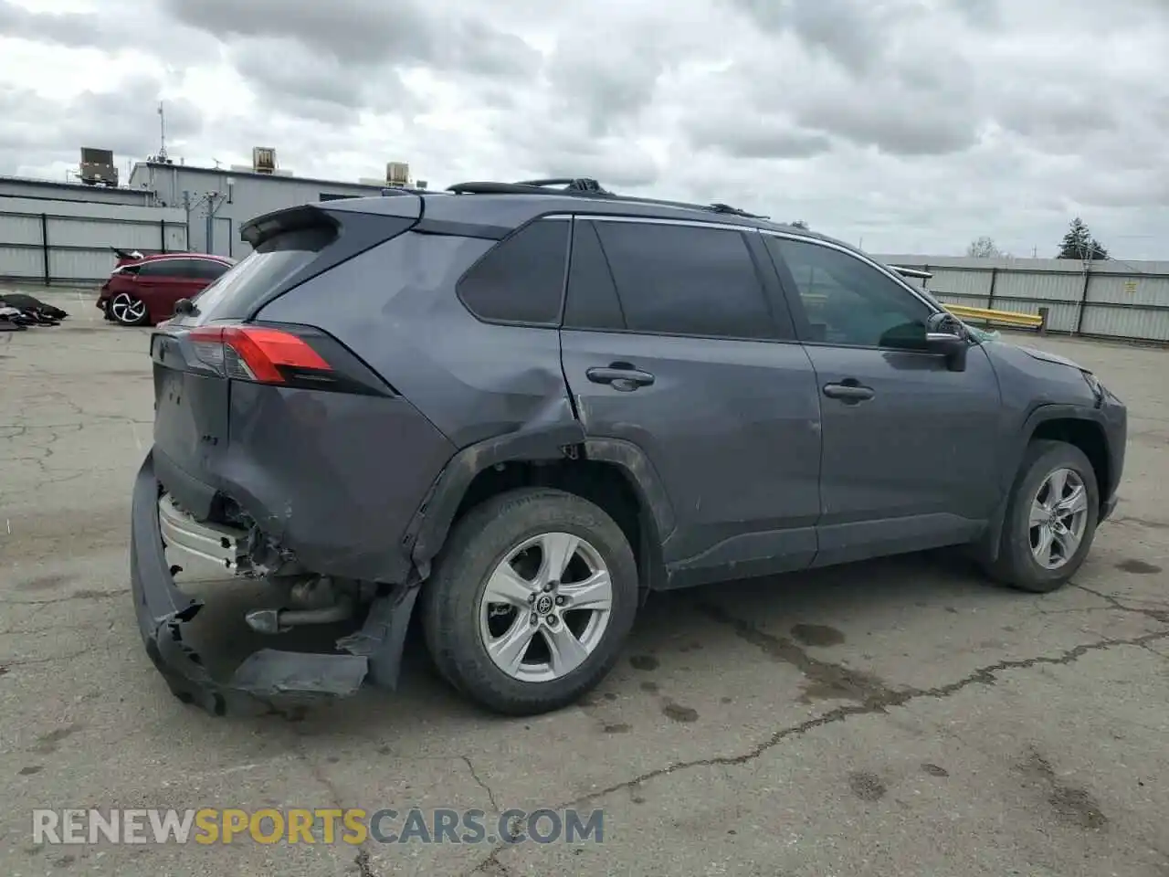3 Photograph of a damaged car 2T3W1RFV4MC153241 TOYOTA RAV4 2021