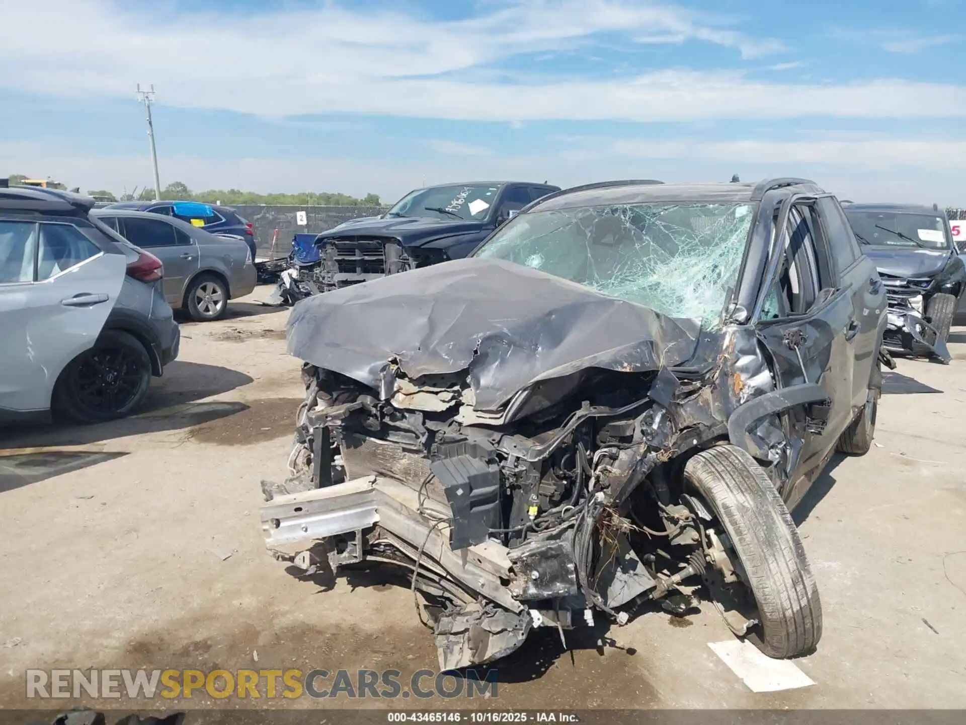 2 Photograph of a damaged car 2T3W1RFV4MC156754 TOYOTA RAV4 2021