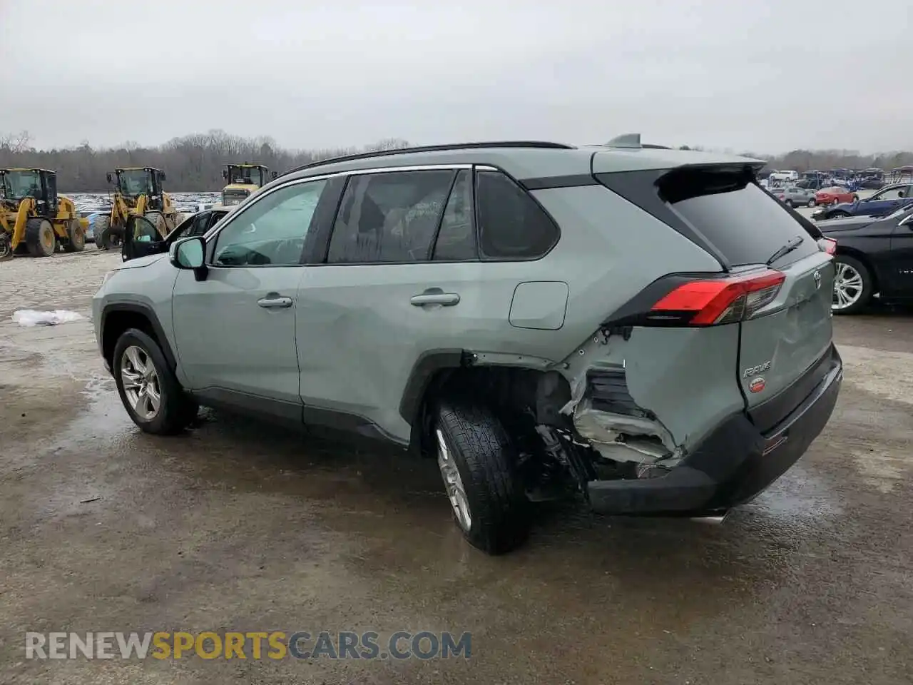 2 Photograph of a damaged car 2T3W1RFV4MW112817 TOYOTA RAV4 2021
