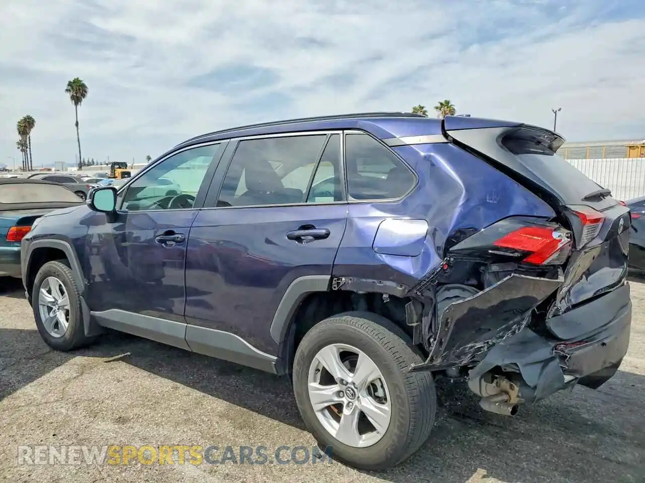 2 Photograph of a damaged car 2T3W1RFV4MW119735 TOYOTA RAV4 2021