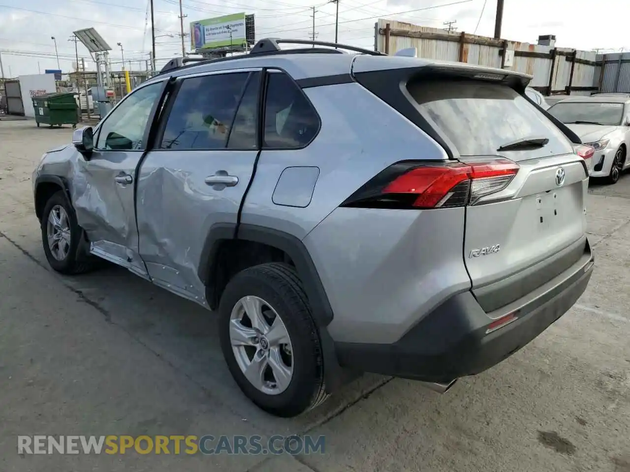 2 Photograph of a damaged car 2T3W1RFV4MW160995 TOYOTA RAV4 2021