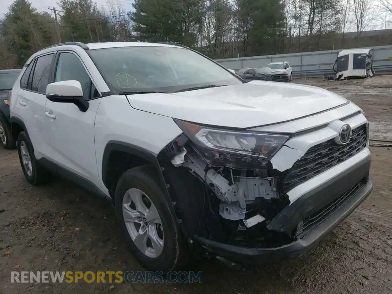 1 Photograph of a damaged car 2T3W1RFV4MW162732 TOYOTA RAV4 2021