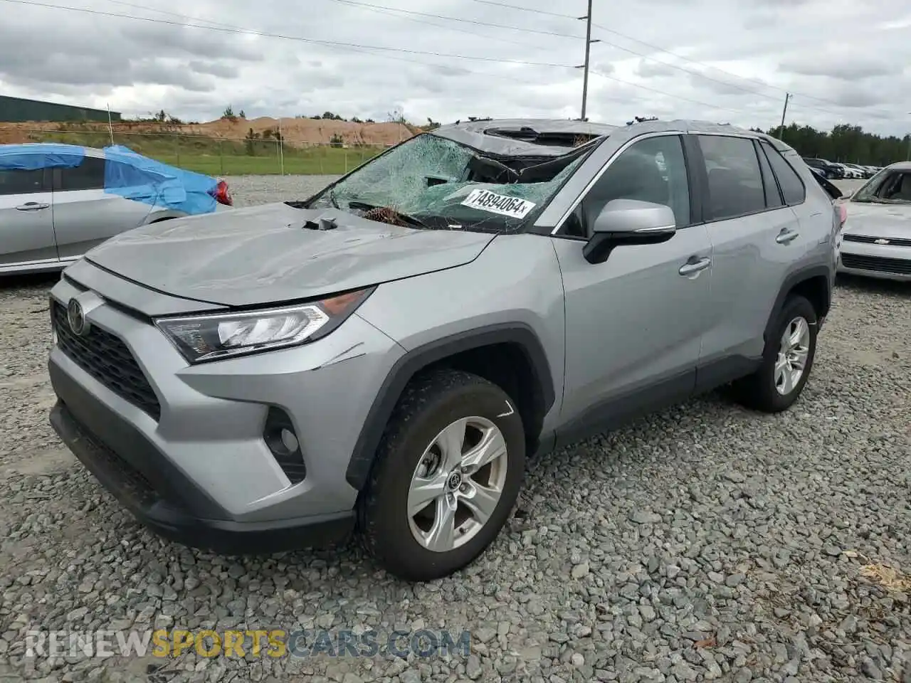 1 Photograph of a damaged car 2T3W1RFV4MW170961 TOYOTA RAV4 2021