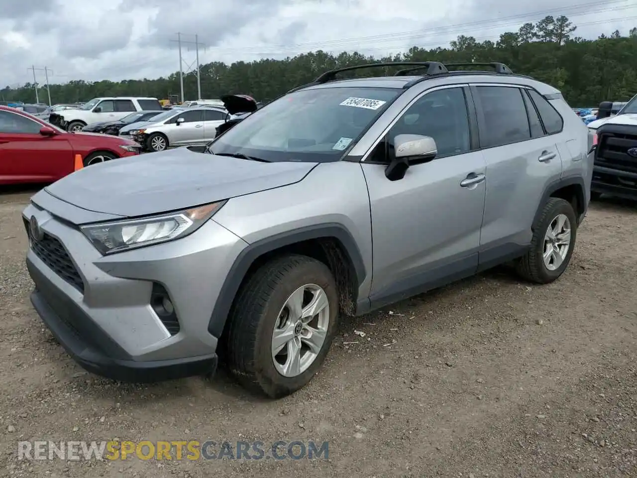 1 Photograph of a damaged car 2T3W1RFV5MC114223 TOYOTA RAV4 2021