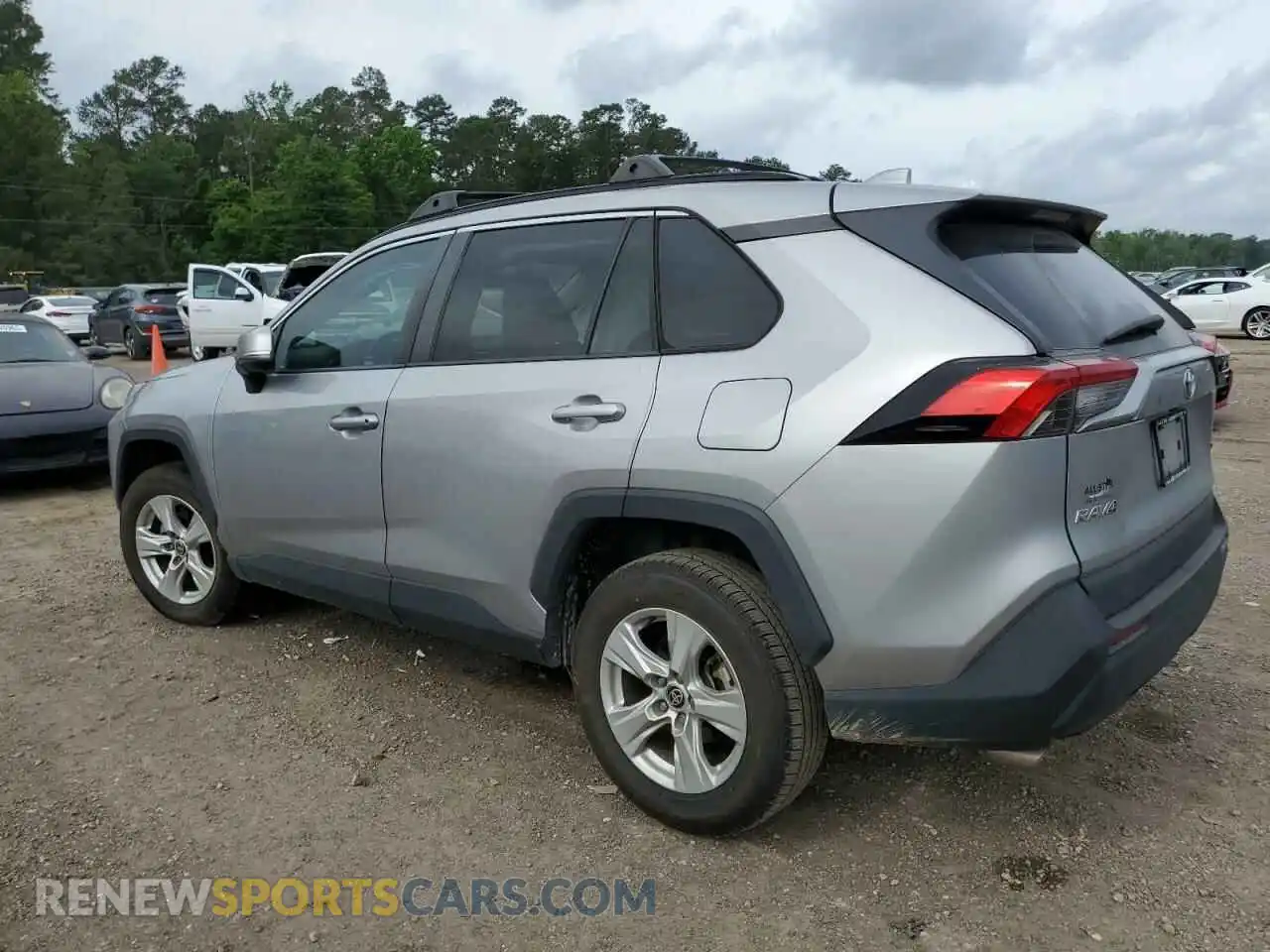2 Photograph of a damaged car 2T3W1RFV5MC114223 TOYOTA RAV4 2021