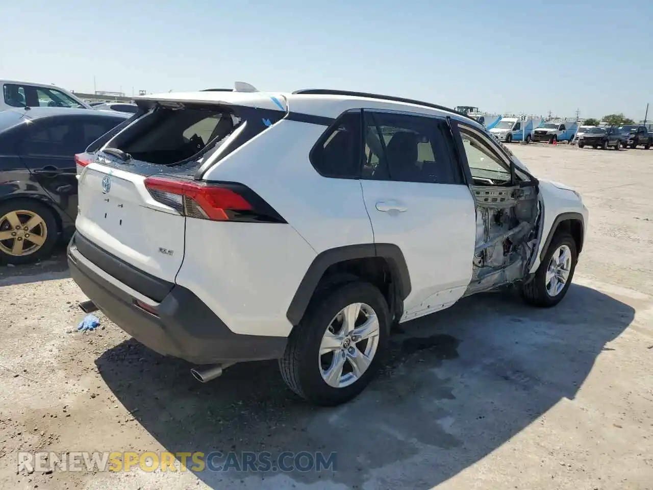 3 Photograph of a damaged car 2T3W1RFV5MC129479 TOYOTA RAV4 2021