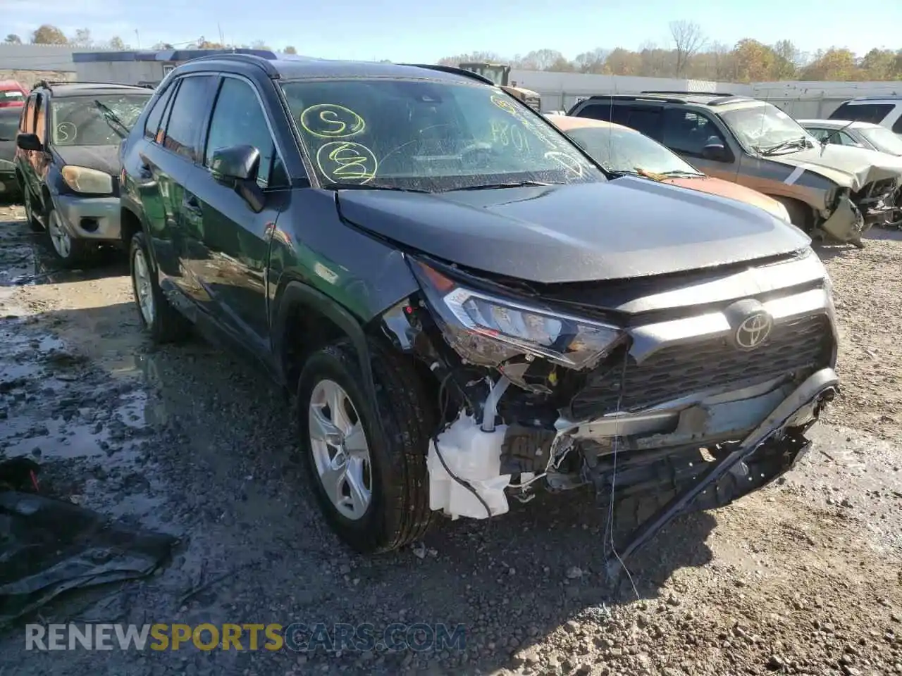 1 Photograph of a damaged car 2T3W1RFV5MC136335 TOYOTA RAV4 2021