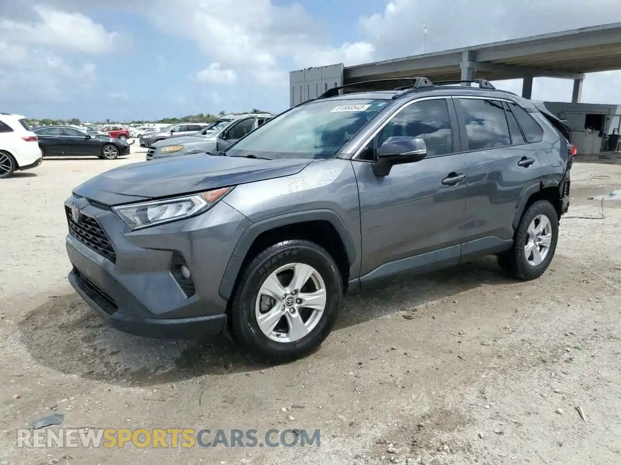 1 Photograph of a damaged car 2T3W1RFV5MC151899 TOYOTA RAV4 2021