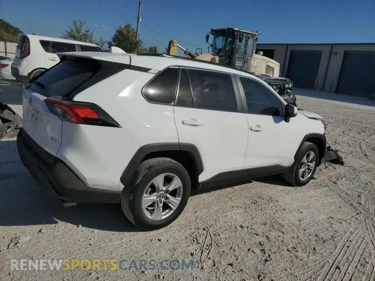 3 Photograph of a damaged car 2T3W1RFV5MC159601 TOYOTA RAV4 2021