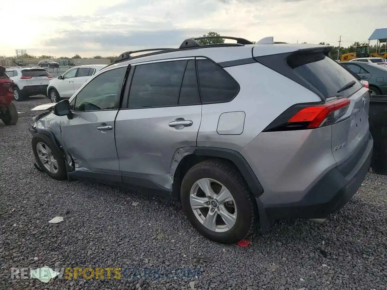 2 Фотография поврежденного автомобиля 2T3W1RFV5MW106511 TOYOTA RAV4 2021