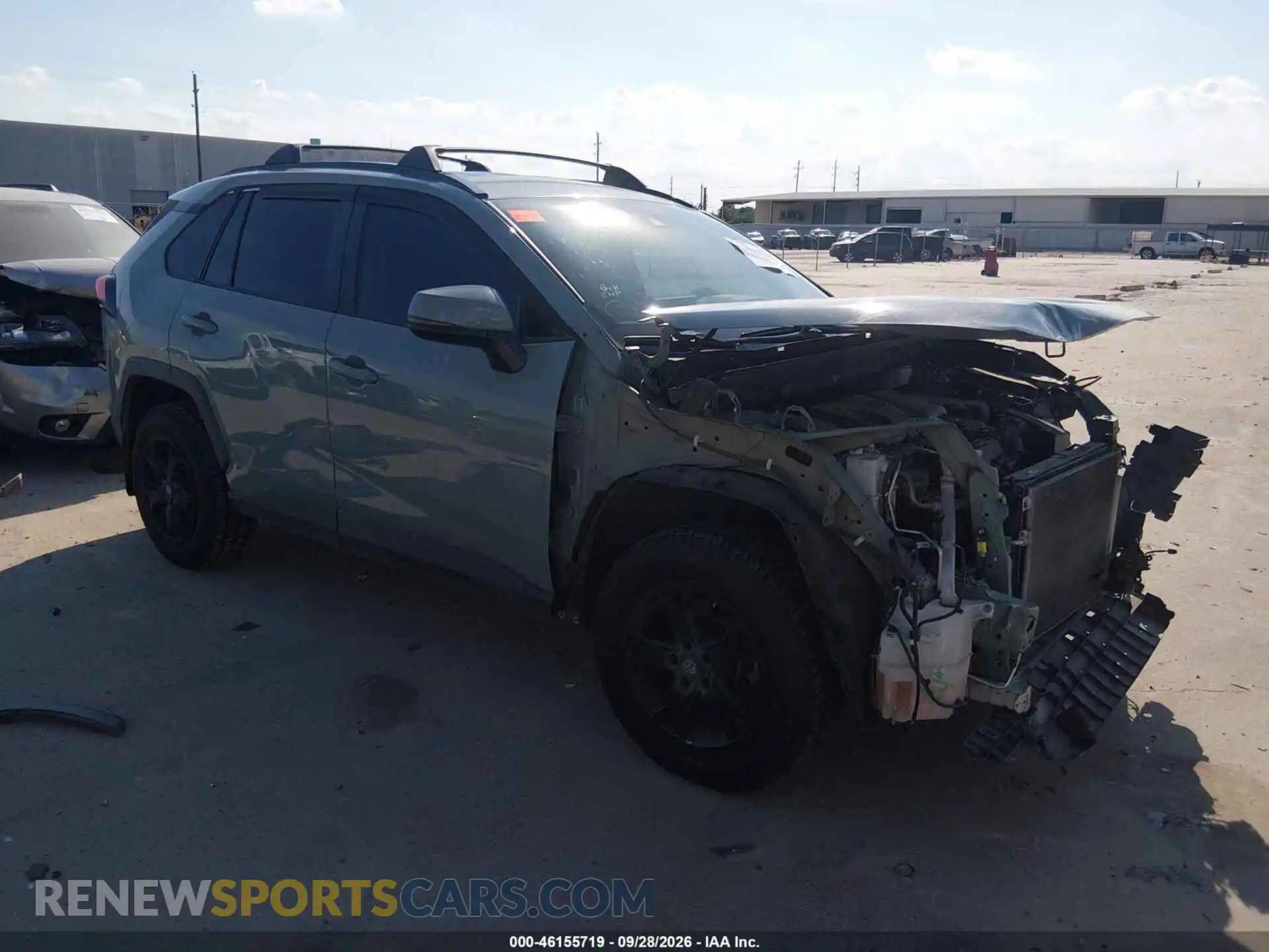 1 Photograph of a damaged car 2T3W1RFV5MW112132 TOYOTA RAV4 2021