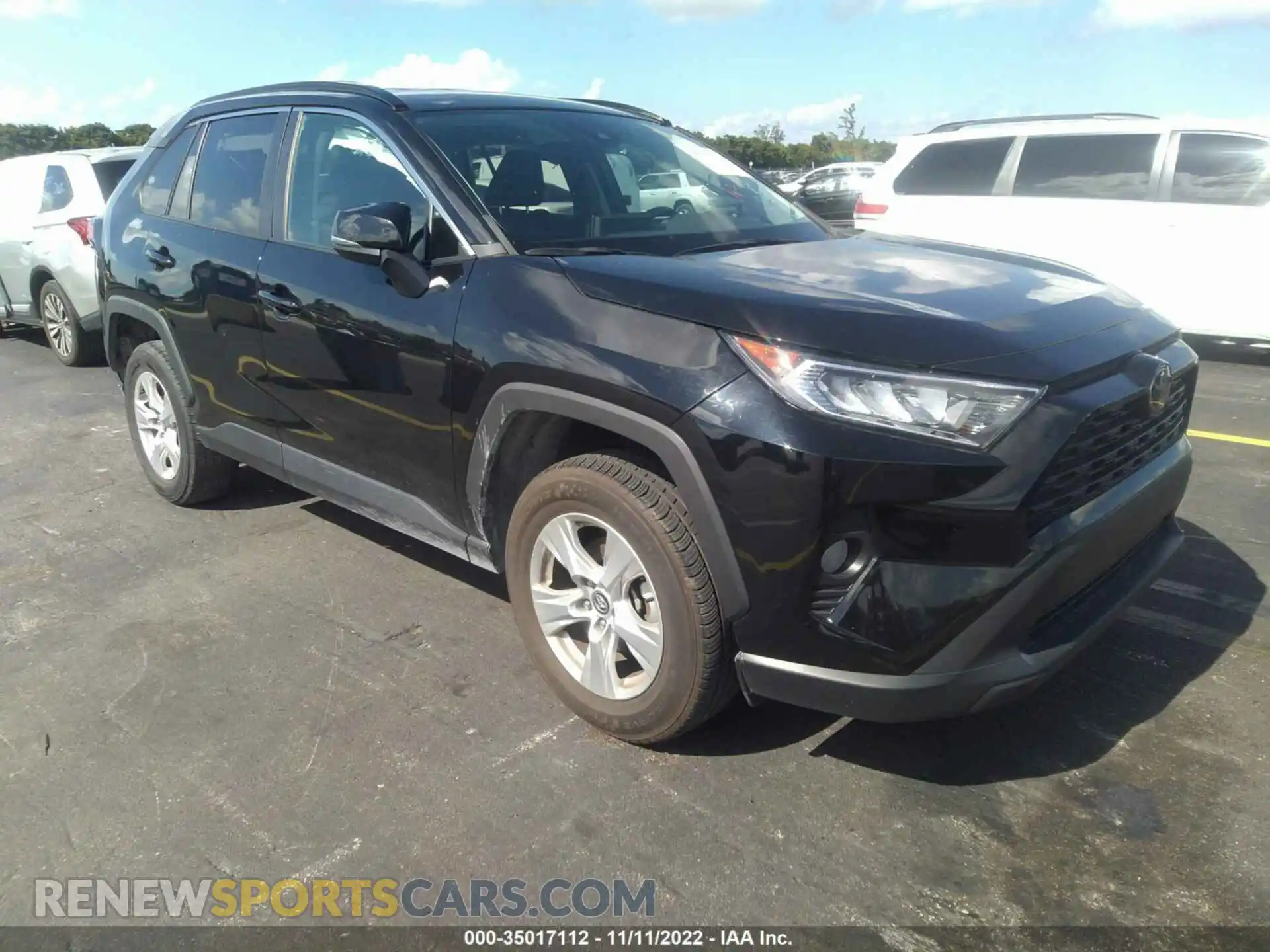 1 Photograph of a damaged car 2T3W1RFV5MW119307 TOYOTA RAV4 2021