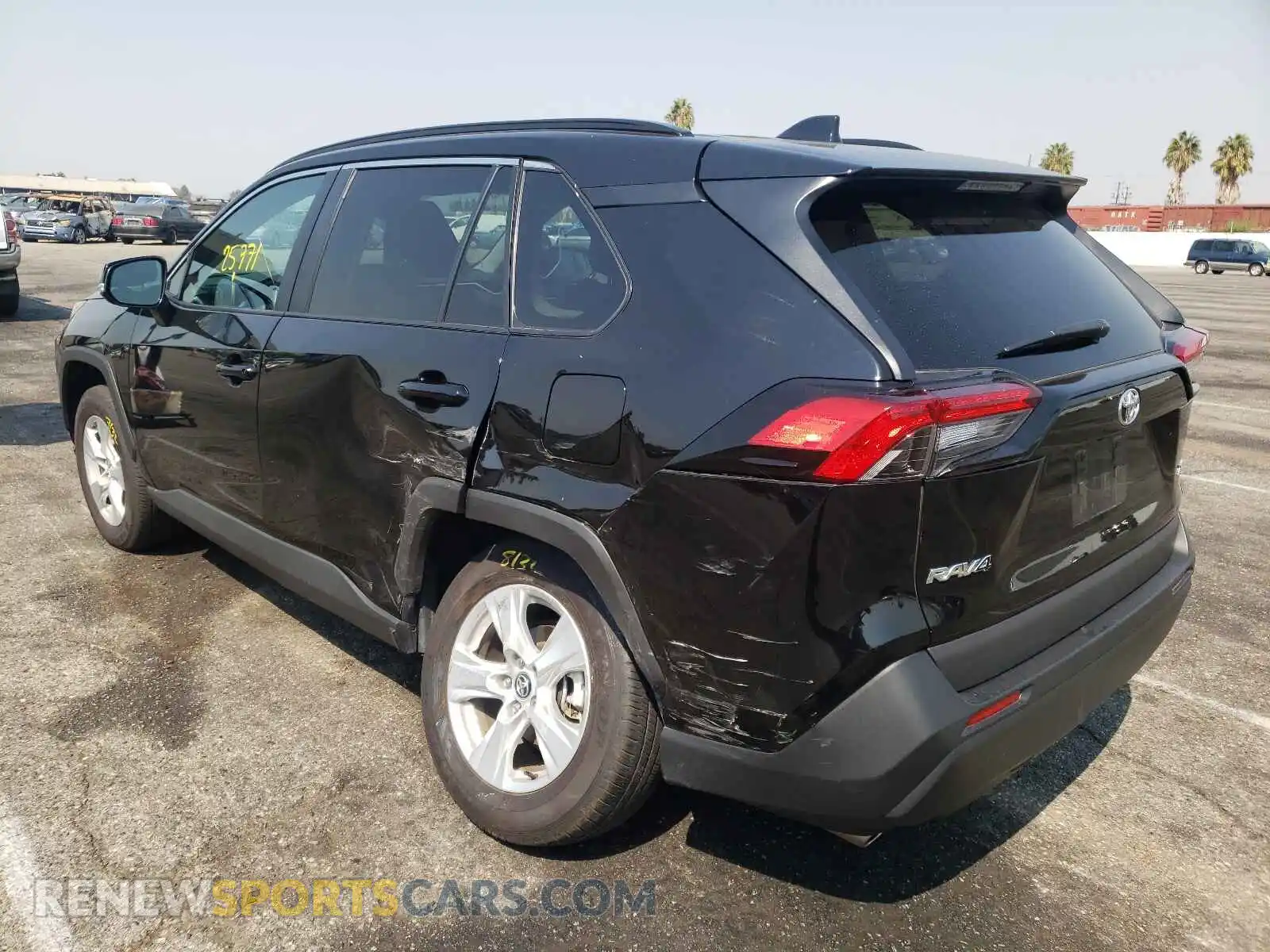 3 Photograph of a damaged car 2T3W1RFV5MW121428 TOYOTA RAV4 2021